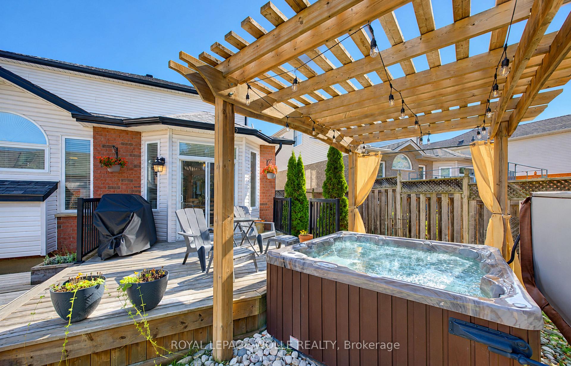 Photo 46 of 410 Sandy Cove Crescent, Waterloo, Eastbridge — HOMEH
