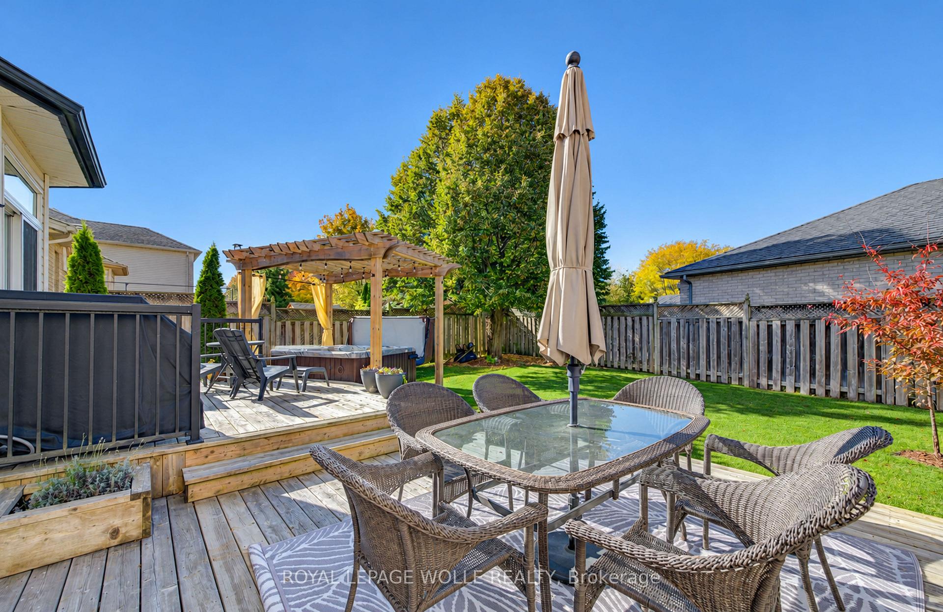 Photo 47 of 410 Sandy Cove Crescent, Waterloo, Eastbridge — HOMEH