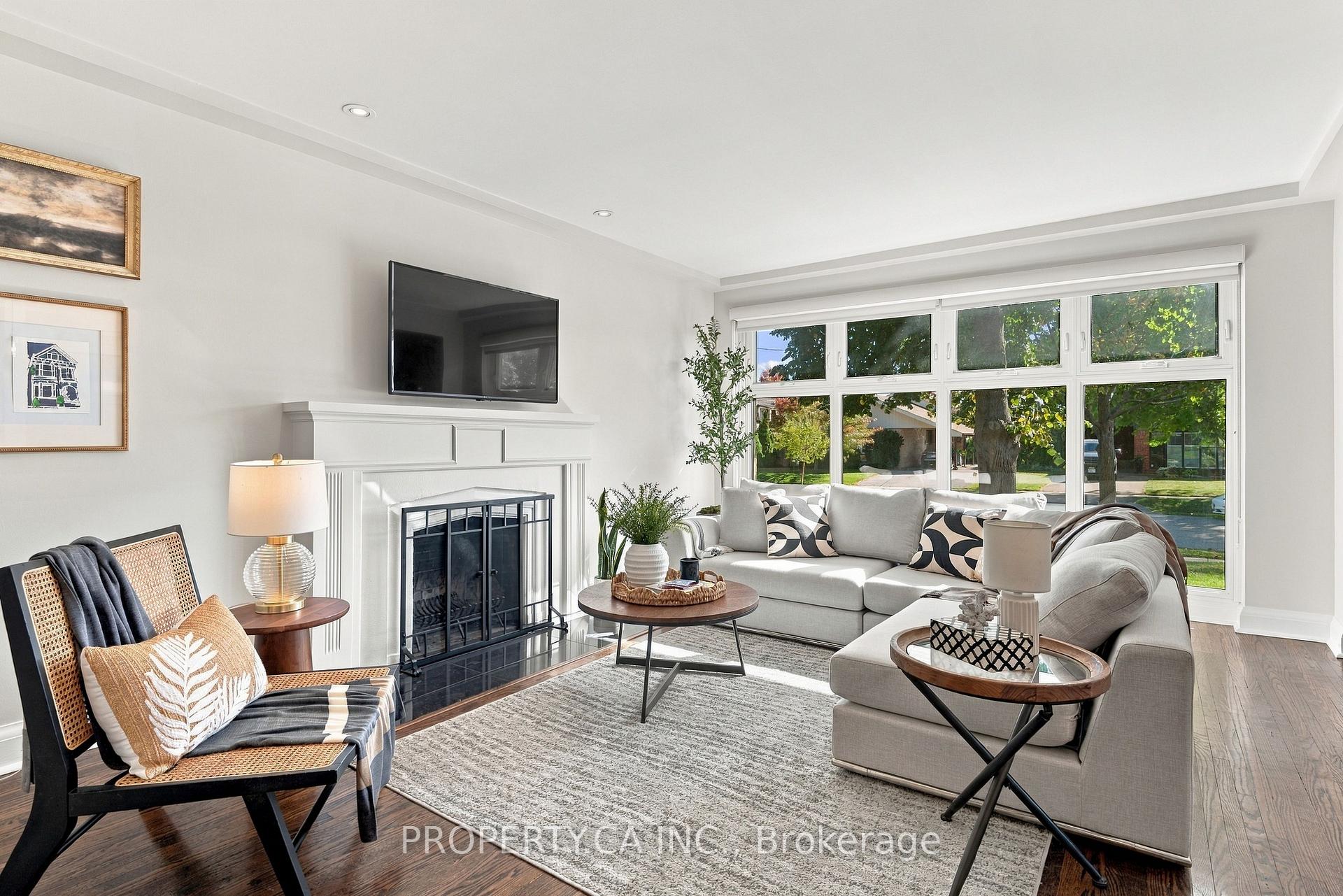 Photo 33 of 67 Rossburn Drive, Etobicoke, Etobicoke West Mall — HOMEH
