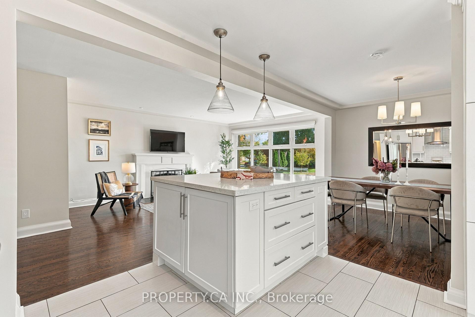 Photo 62 of 67 Rossburn Drive, Etobicoke, Etobicoke West Mall — HOMEH