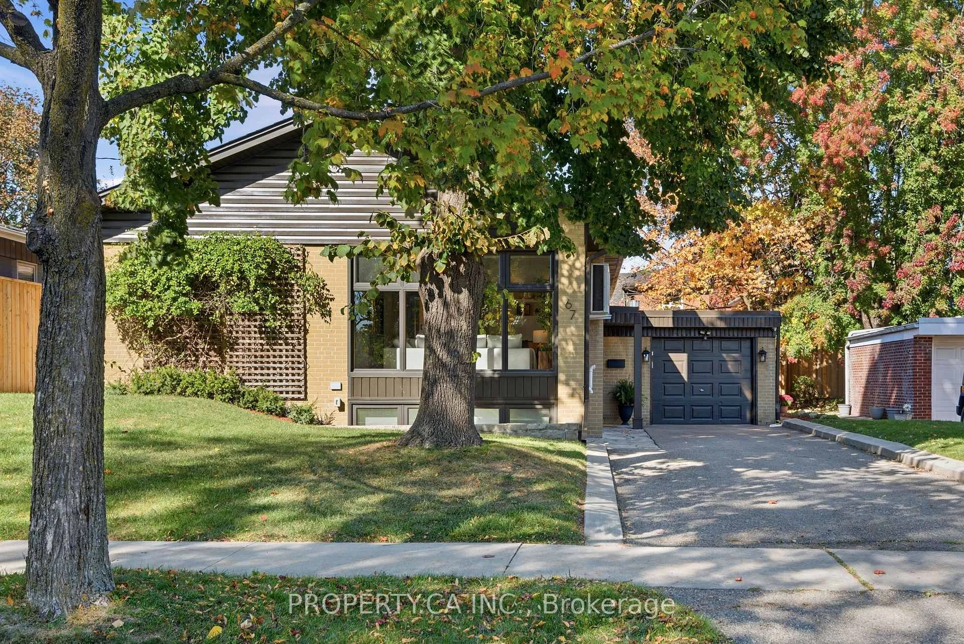 Photo 9 of 67 Rossburn Drive, Etobicoke, Etobicoke West Mall — HOMEH