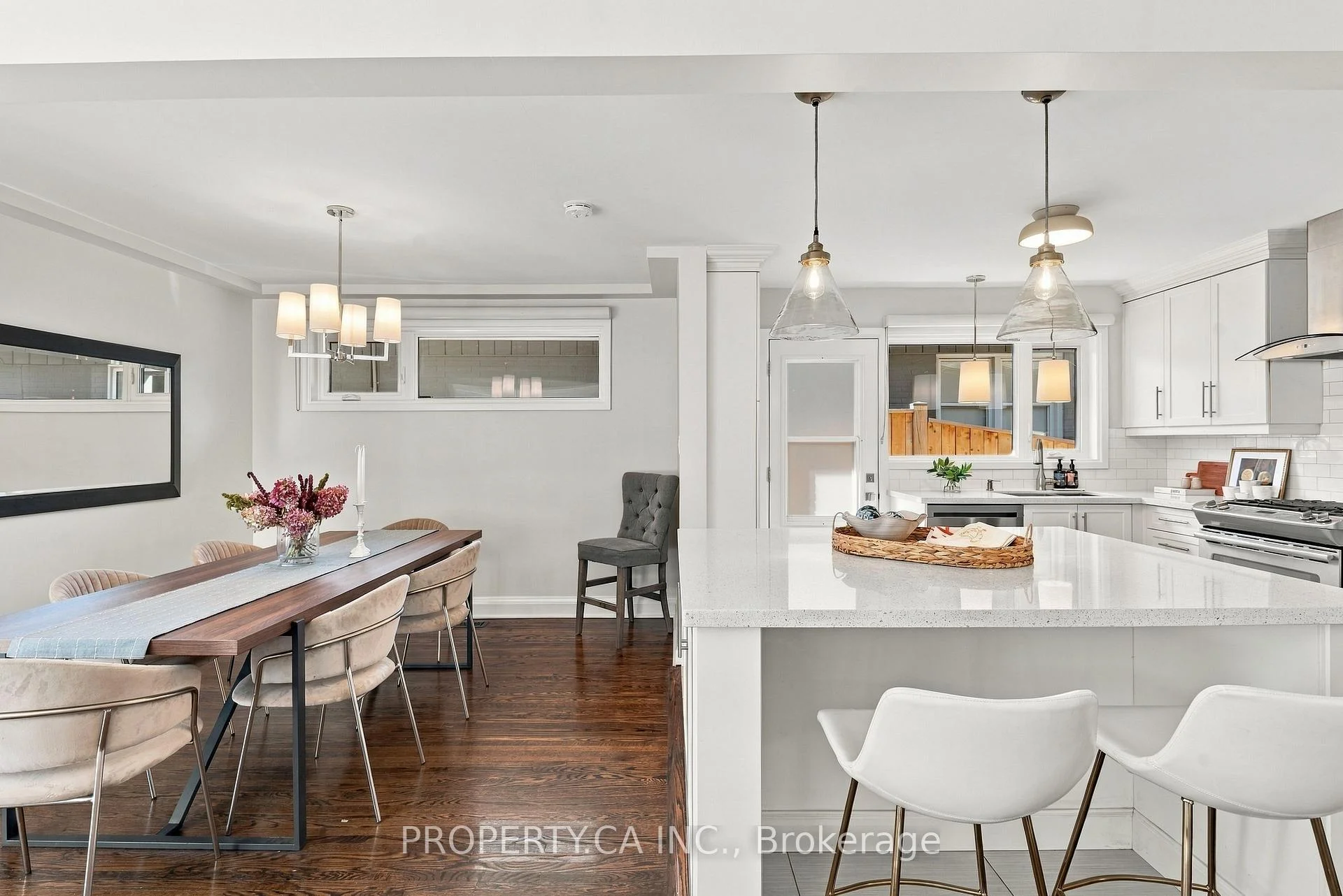 Photo 10 of 67 Rossburn Drive, Etobicoke, Etobicoke West Mall — HOMEH