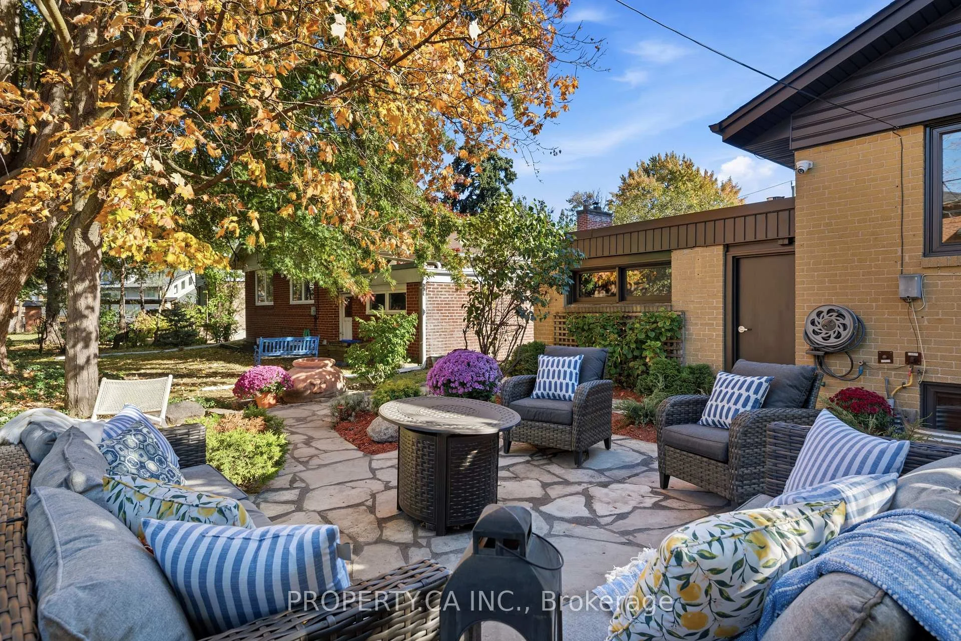Photo 15 of 67 Rossburn Drive, Etobicoke, Etobicoke West Mall — HOMEH