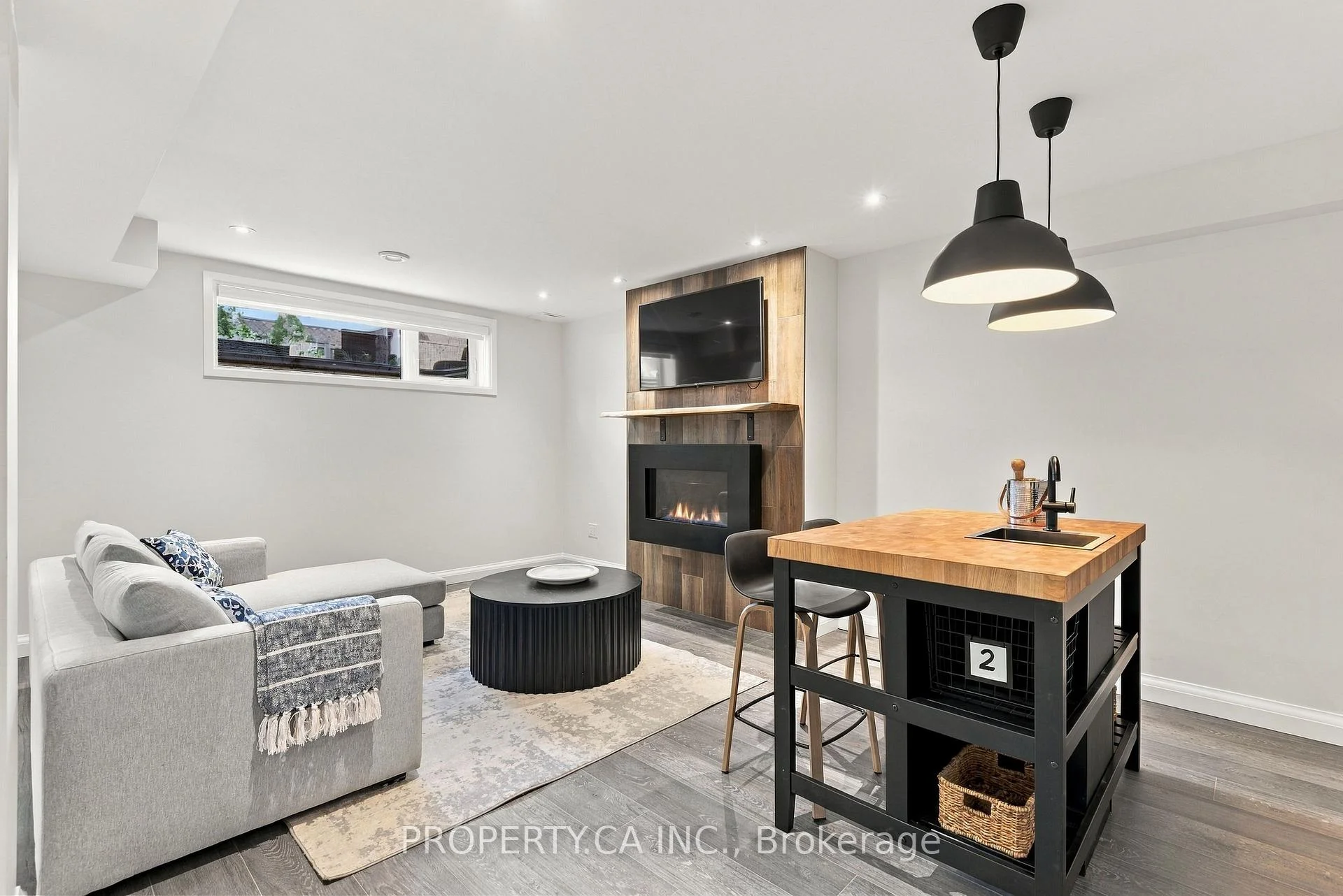 Photo 16 of 67 Rossburn Drive, Etobicoke, Etobicoke West Mall — HOMEH