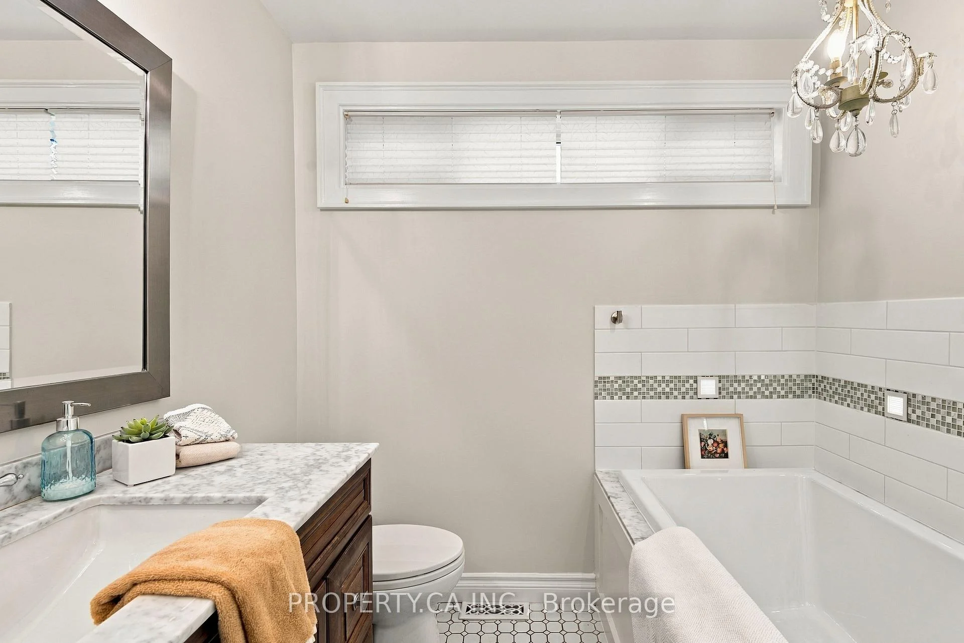 Photo 22 of 67 Rossburn Drive, Etobicoke, Etobicoke West Mall — HOMEH
