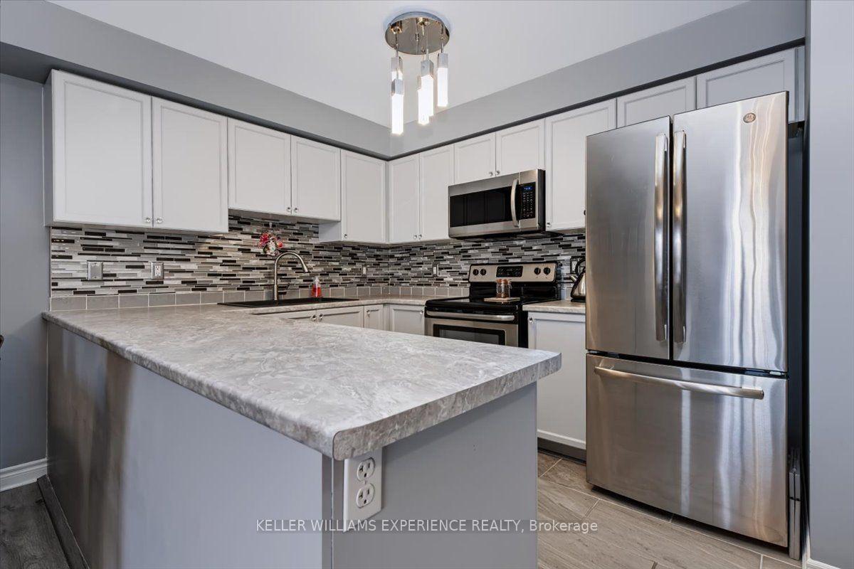 Photo 4 of Unit 13, 137 Sydenham Wells, Barrie, Georgian Drive — HOMEH