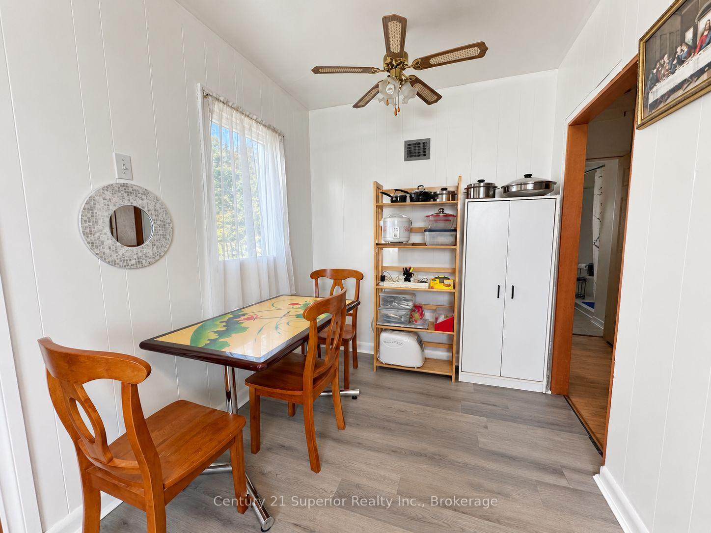 Photo 9 of 609 Van Norman Street, Thunder Bay, College Heights — HOMEH