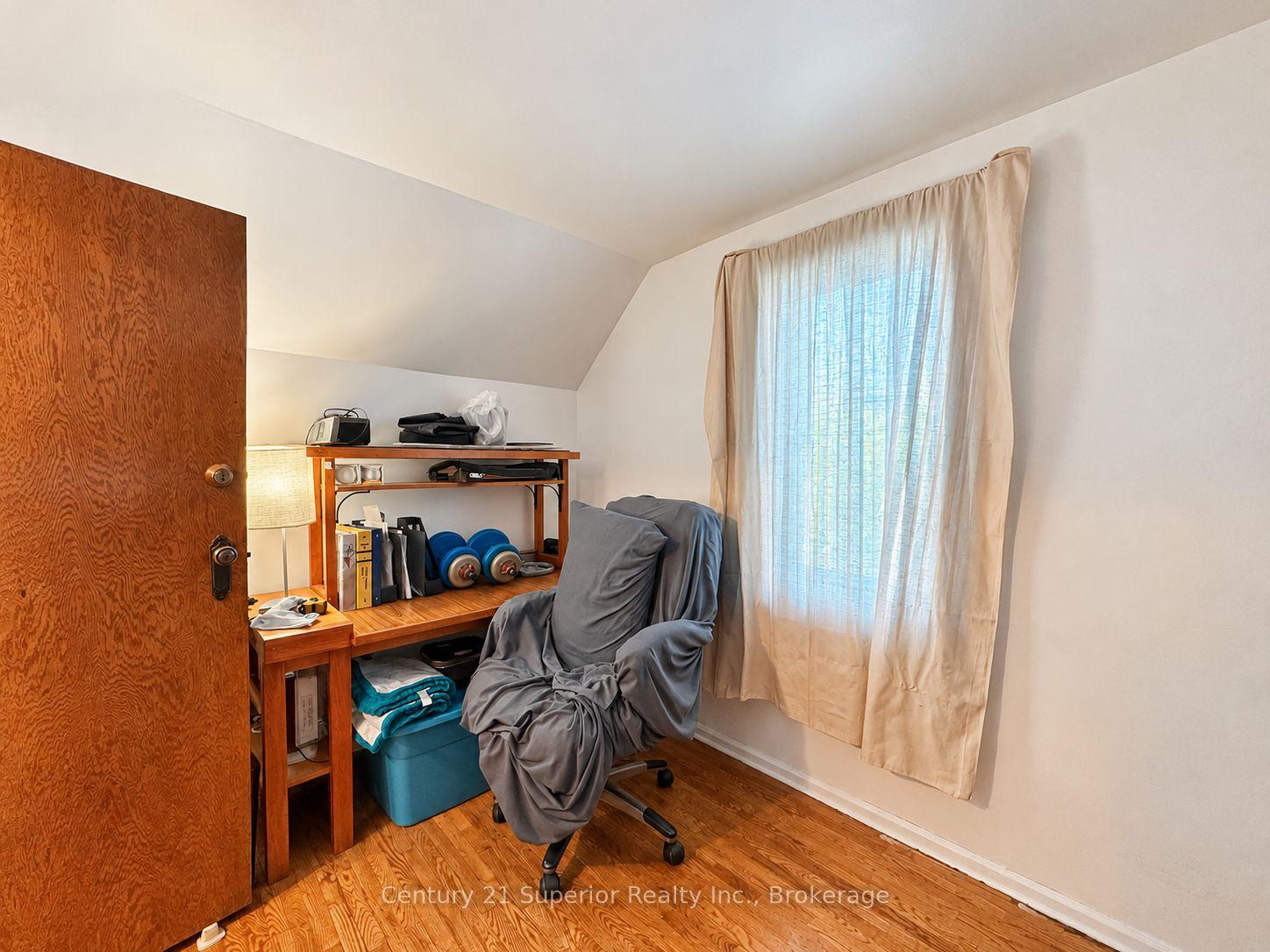 Photo 28 of 609 Van Norman Street, Thunder Bay, College Heights — HOMEH