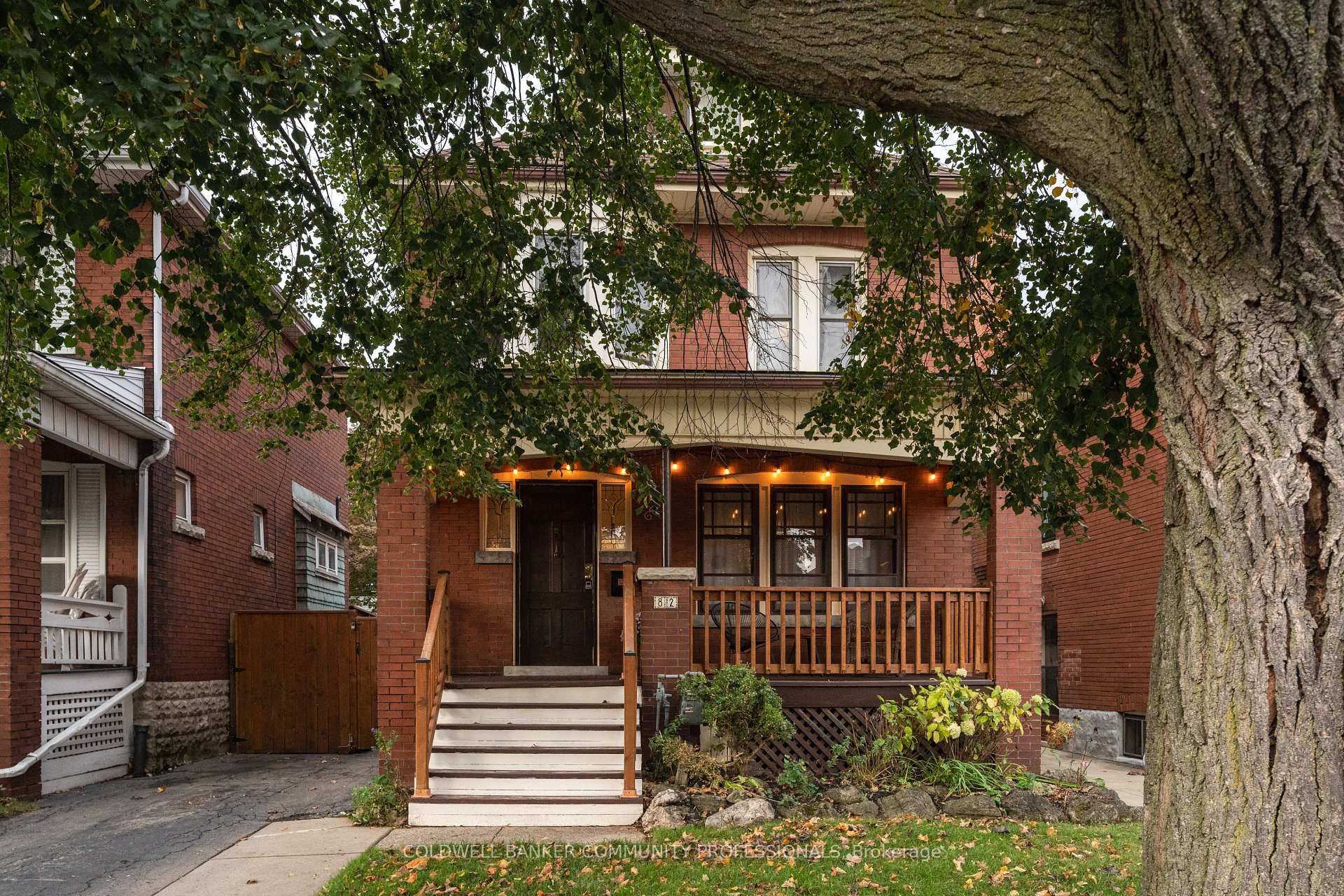 Photo 1 of 82 Province Street S, Hamilton, Delta — HOMEH