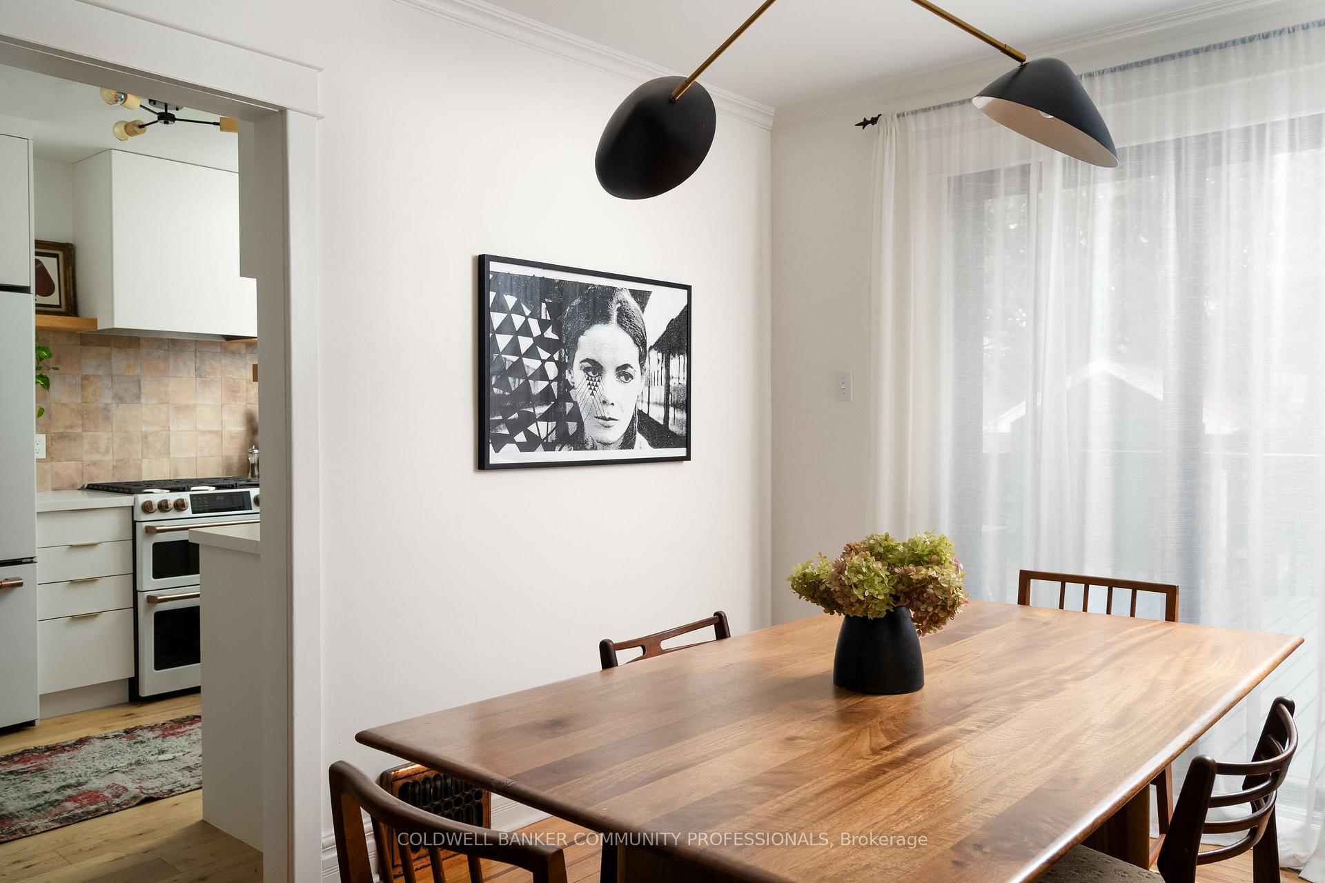 Photo 13 of 82 Province Street S, Hamilton, Delta — HOMEH
