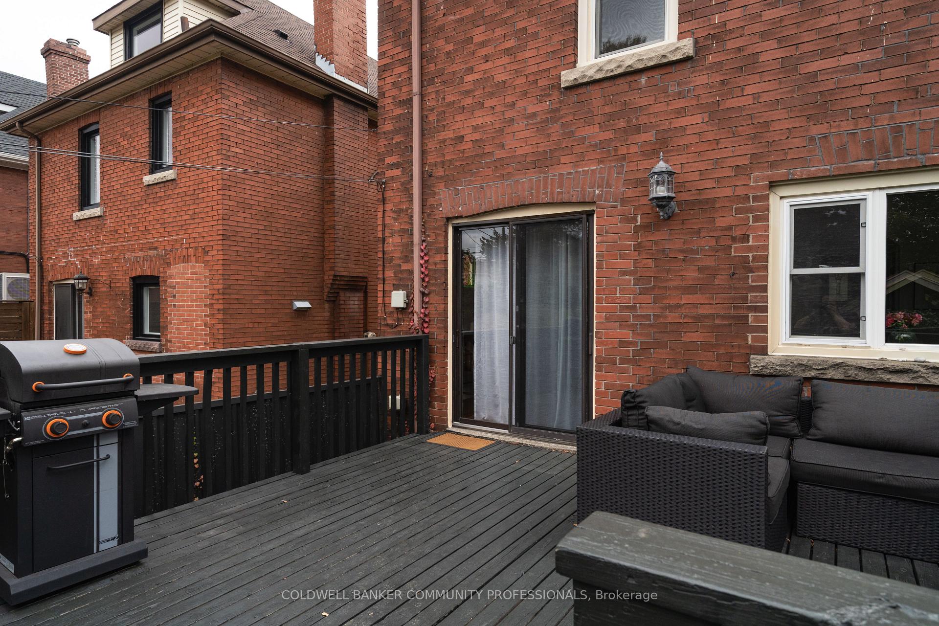 Photo 33 of 82 Province Street S, Hamilton, Delta — HOMEH