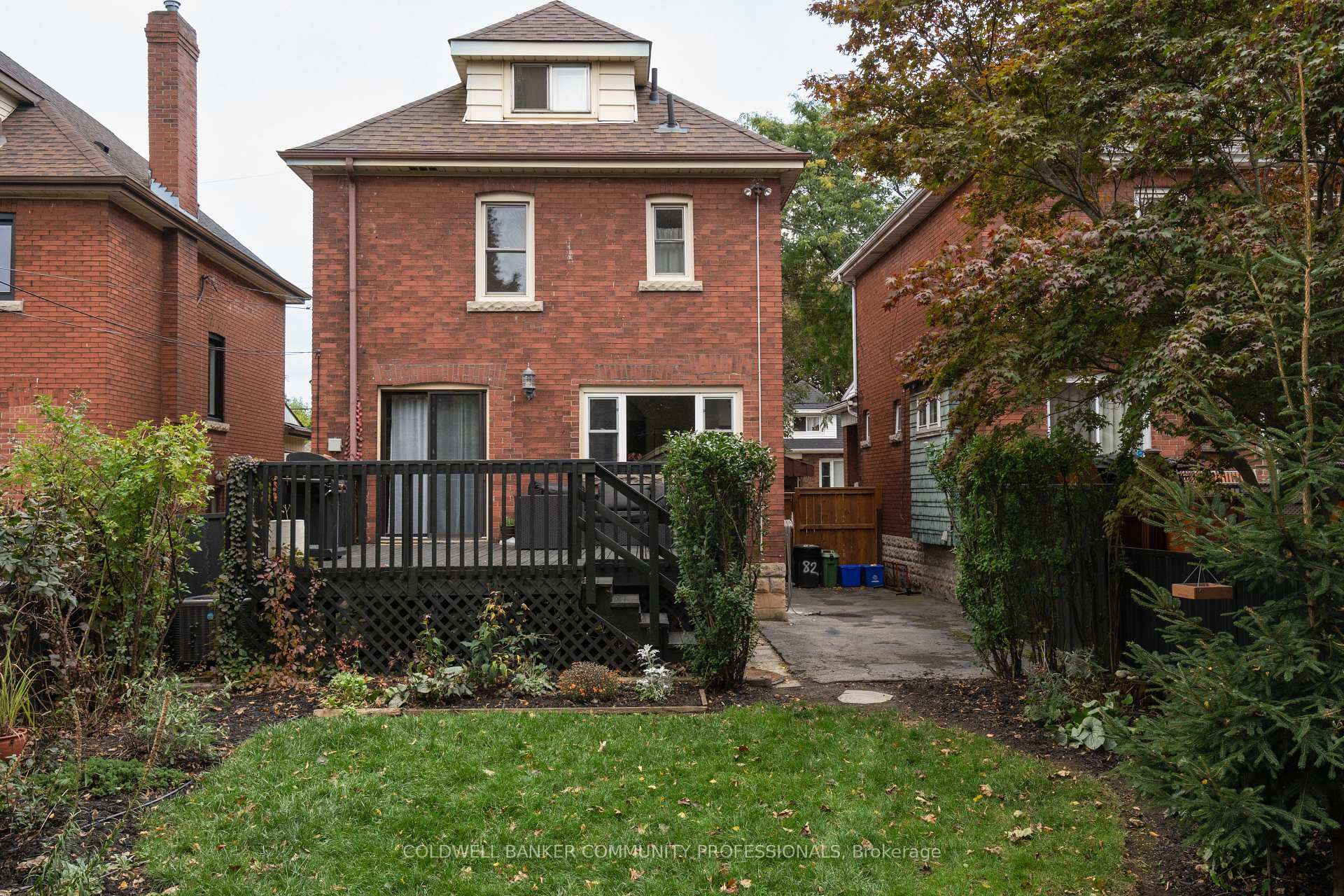 Photo 36 of 82 Province Street S, Hamilton, Delta — HOMEH