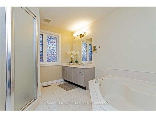 Photo 11 of 161 Dicenzo Drive, Hamilton, Greeningdon — HOMEH
