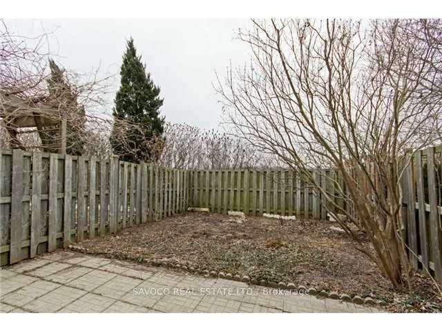 Photo 15 of 161 Dicenzo Drive, Hamilton, Greeningdon — HOMEH