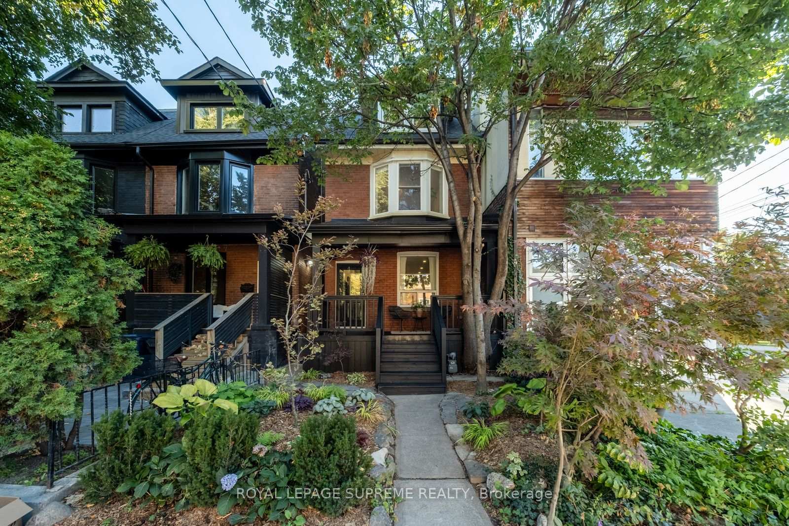 Photo of 251 Crawford Street