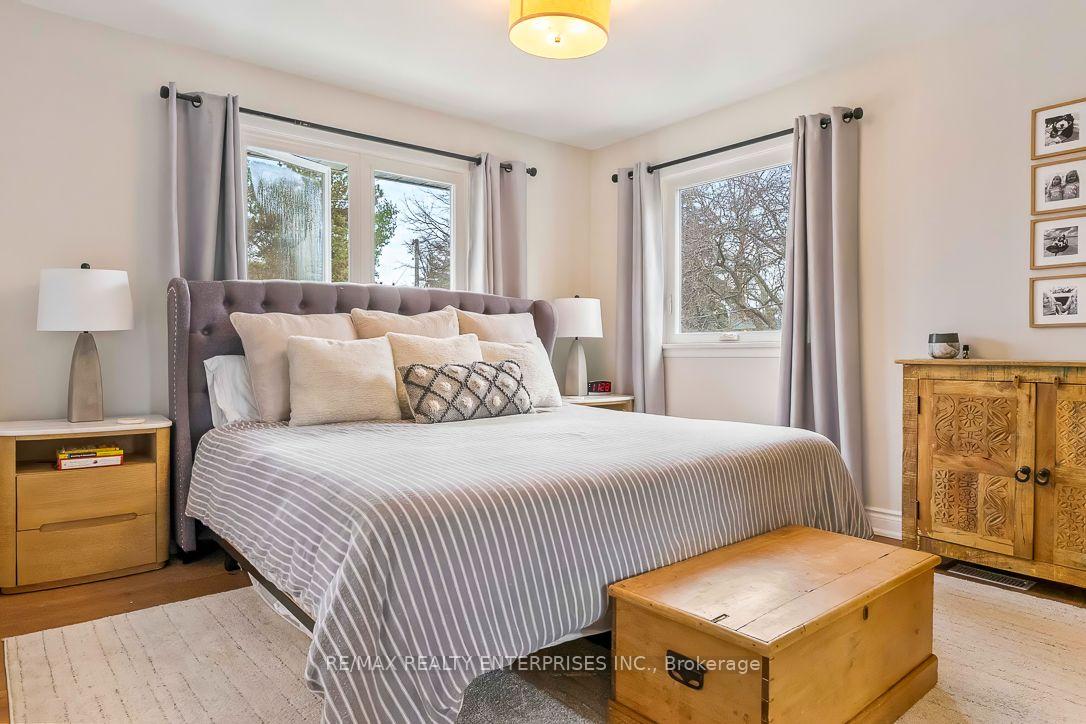 Photo 10 of 1491 Robillard Road, Mississauga, Clarkson — HOMEH