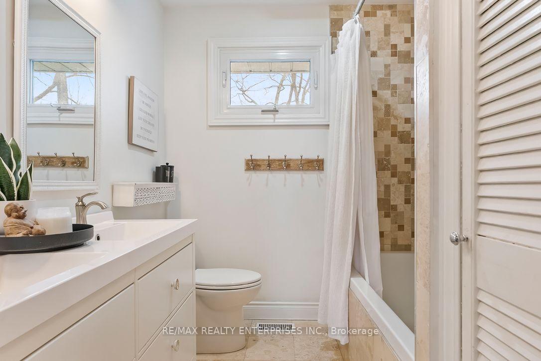 Photo 20 of 1491 Robillard Road, Mississauga, Clarkson — HOMEH