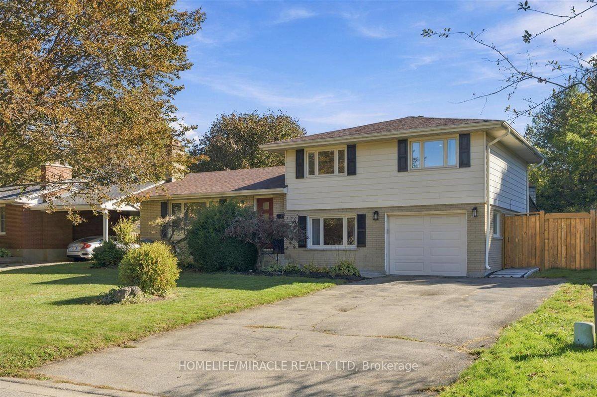 Photo 2 of 15 Meadow Road, Brantford, Greenbrier — HOMEH
