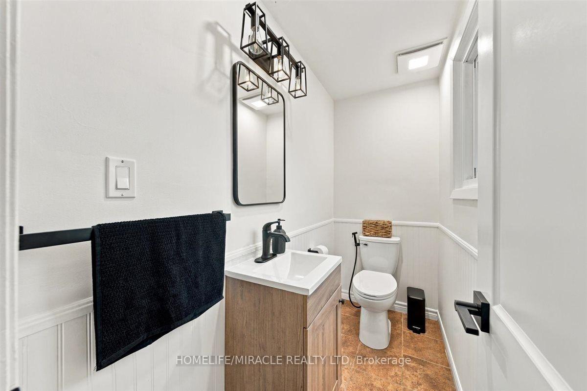 Photo 13 of 15 Meadow Road, Brantford, Greenbrier — HOMEH