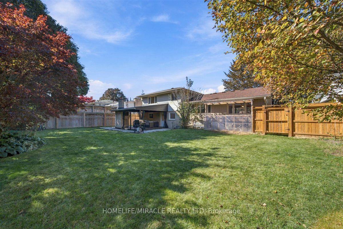Photo 30 of 15 Meadow Road, Brantford, Greenbrier — HOMEH