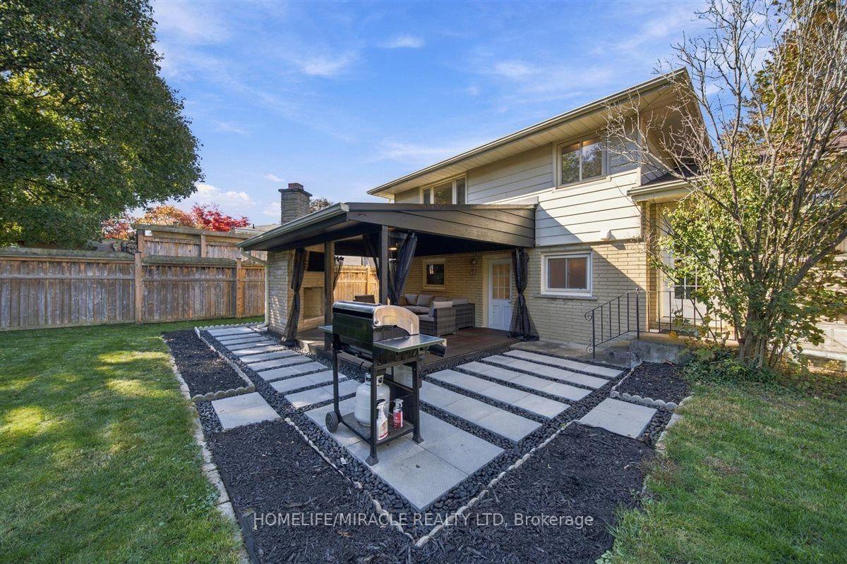 Photo 31 of 15 Meadow Road, Brantford, Greenbrier — HOMEH
