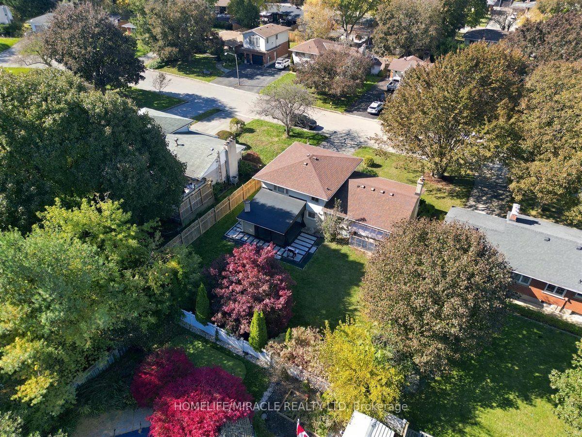 Photo 32 of 15 Meadow Road, Brantford, Greenbrier — HOMEH
