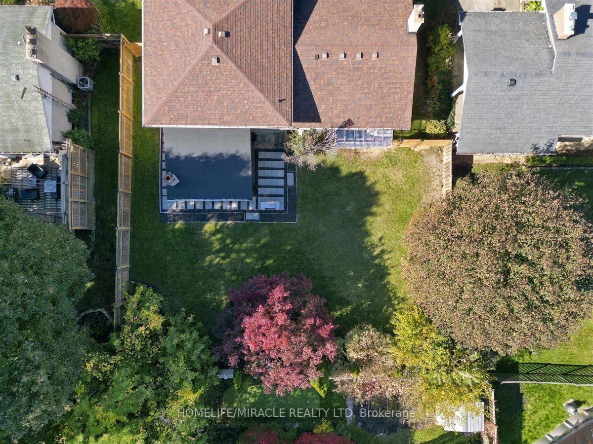 Photo 33 of 15 Meadow Road, Brantford, Greenbrier — HOMEH