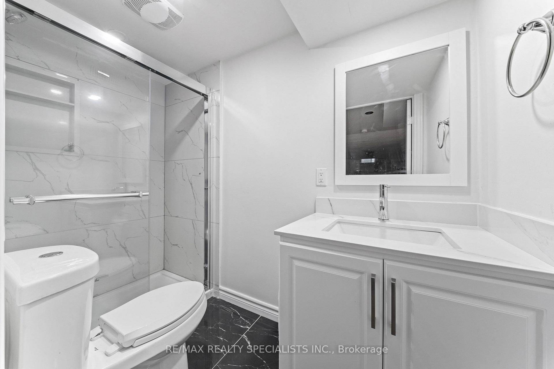 Photo 31 of 110 Steeles Crescent, Cambridge — HOMEH