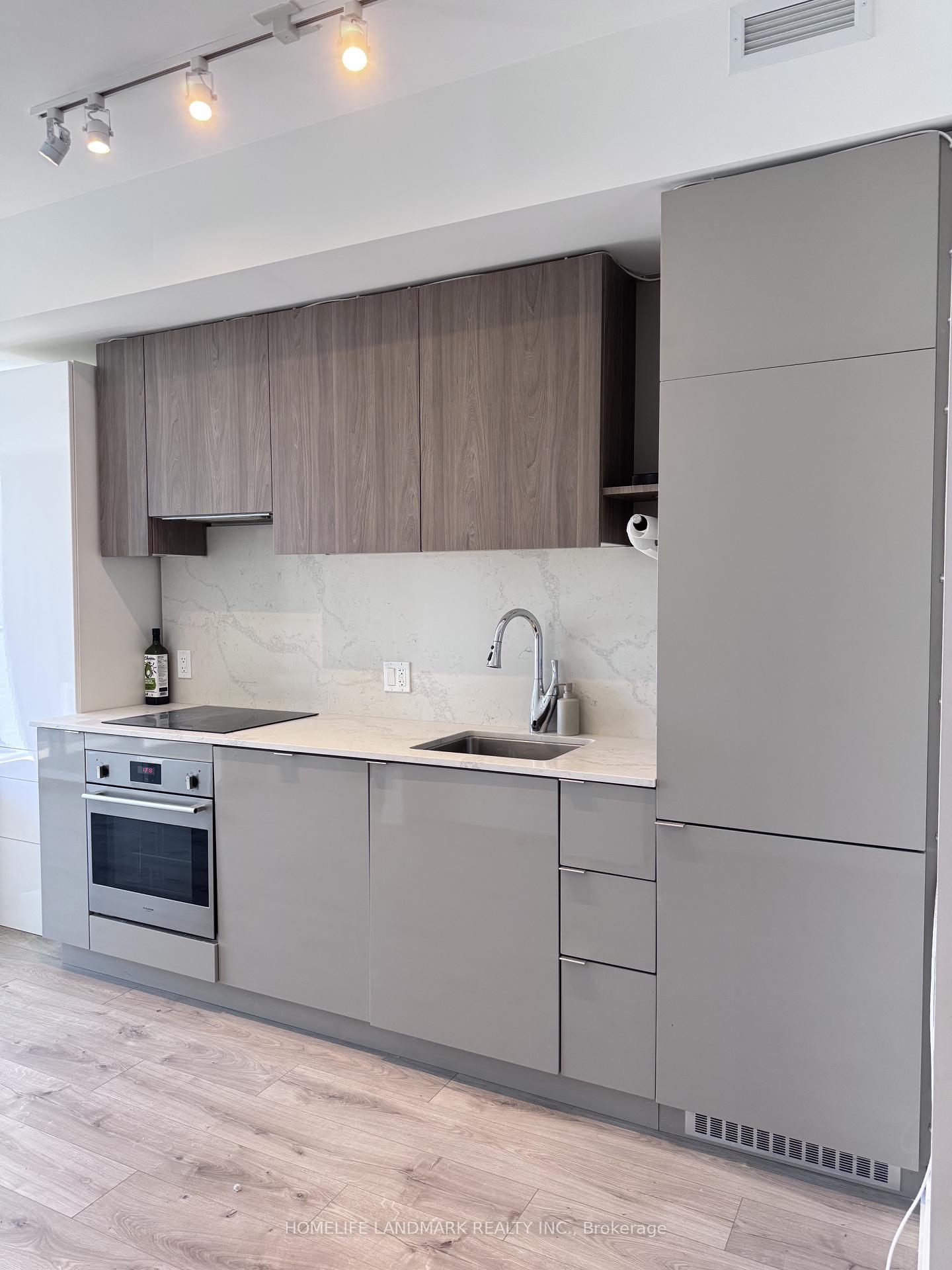 Photo 9 of Unit 2211, 161 Roehampton Avenue, Toronto, Mount Pleasant West — HOMEH