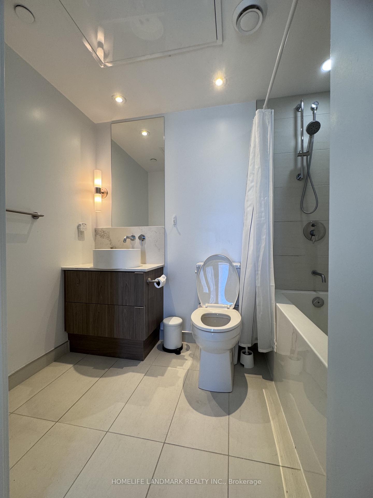 Photo 14 of Unit 2211, 161 Roehampton Avenue, Toronto, Mount Pleasant West — HOMEH