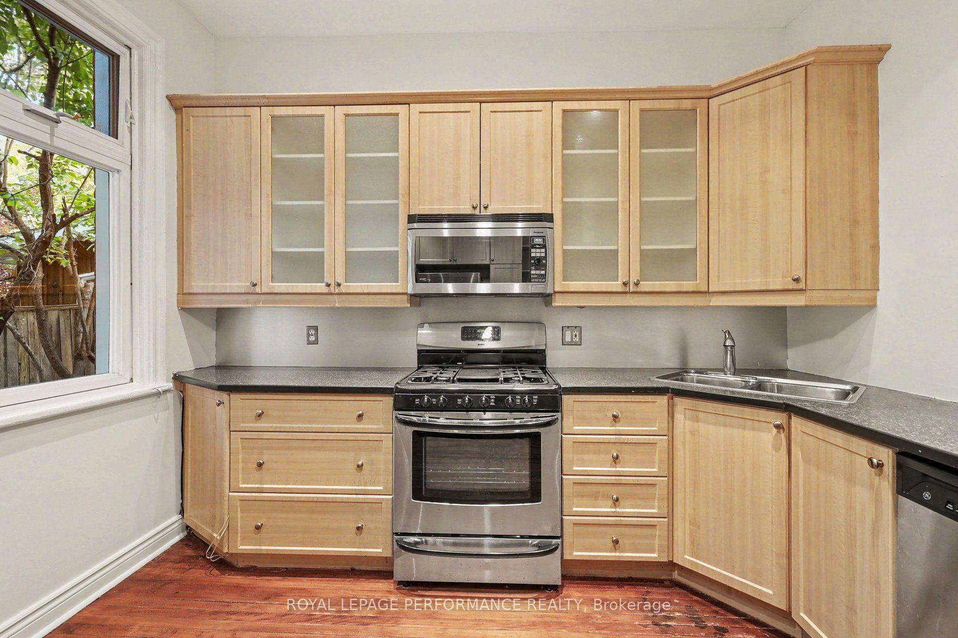 Photo 5 of 157 Bolton Street, Ottawa, Lower Town/Byward Market — HOMEH