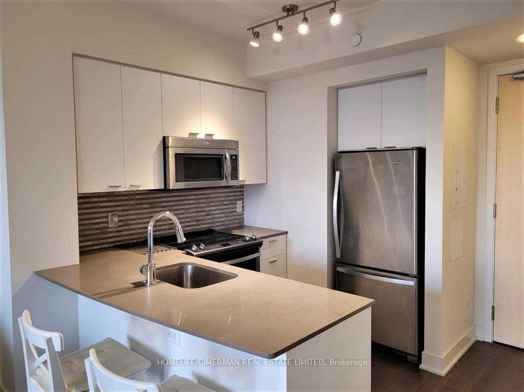 Photo 6 of Unit 2603, 30 Roehampton Avenue E, Toronto, Mount Pleasant West — HOMEH