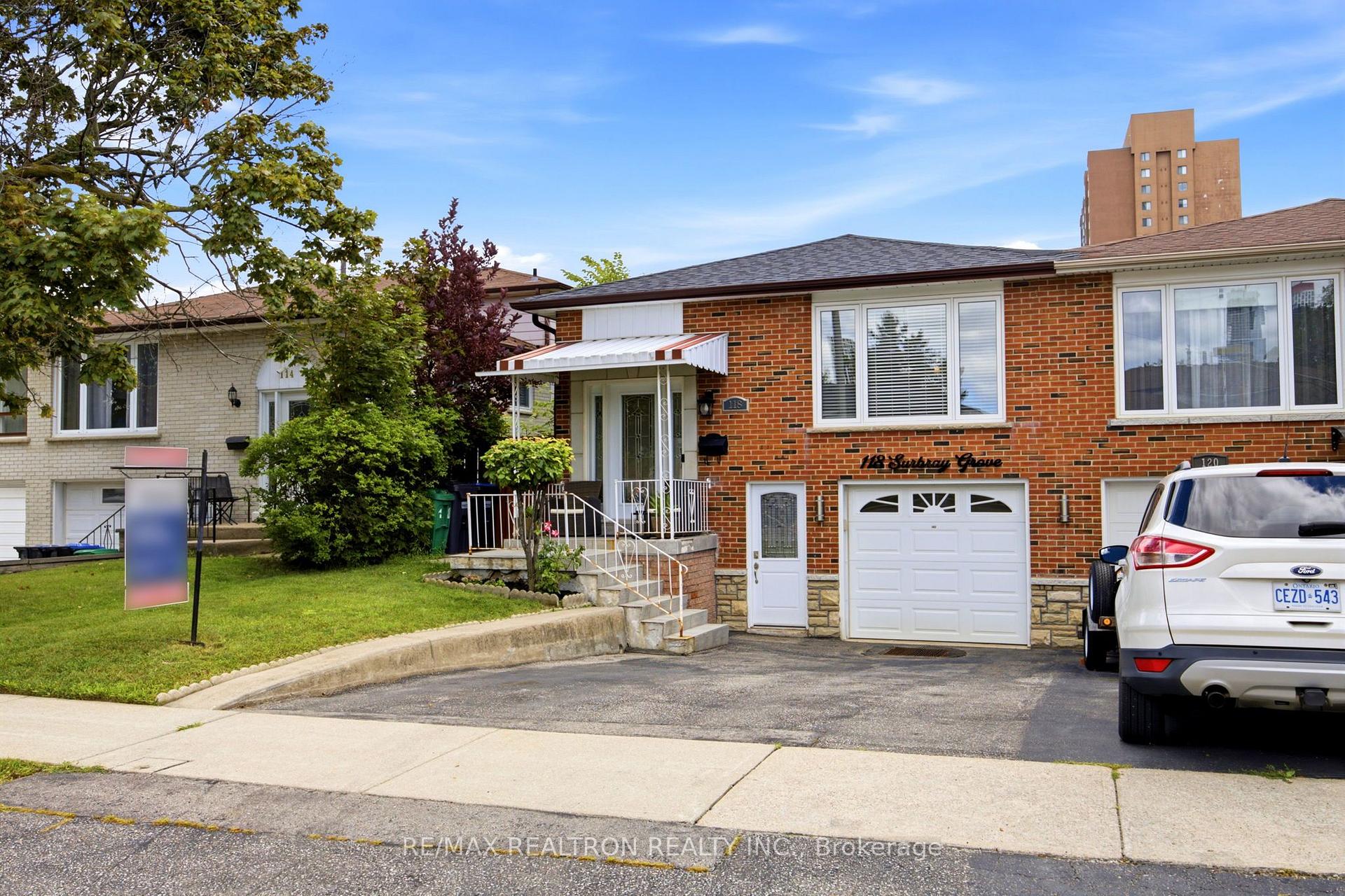 Photo 1 of 118 Surbray Grove, Mississauga, Fairview — HOMEH