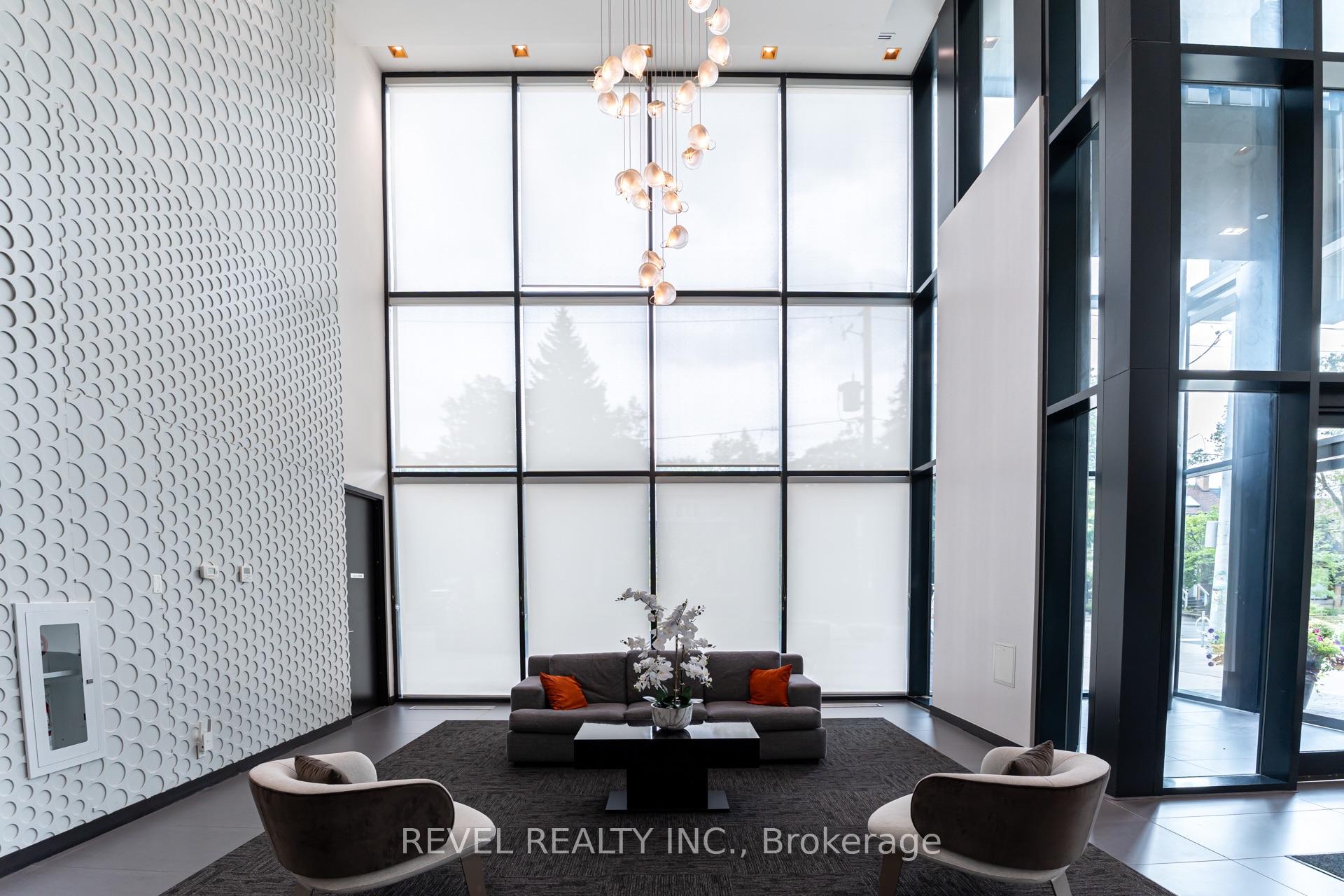Photo 4 of Unit 1107, 11 Lillian Street, Toronto, Mount Pleasant West — HOMEH