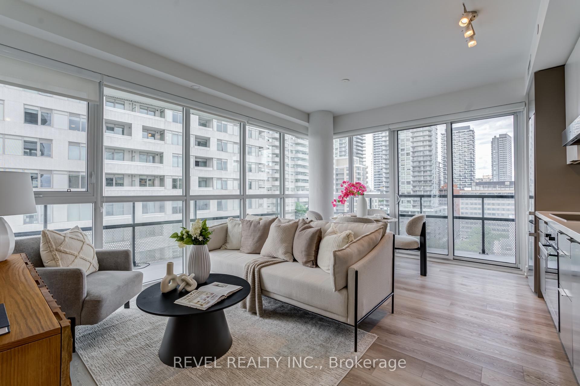 Photo 9 of Unit 1107, 11 Lillian Street, Toronto, Mount Pleasant West — HOMEH