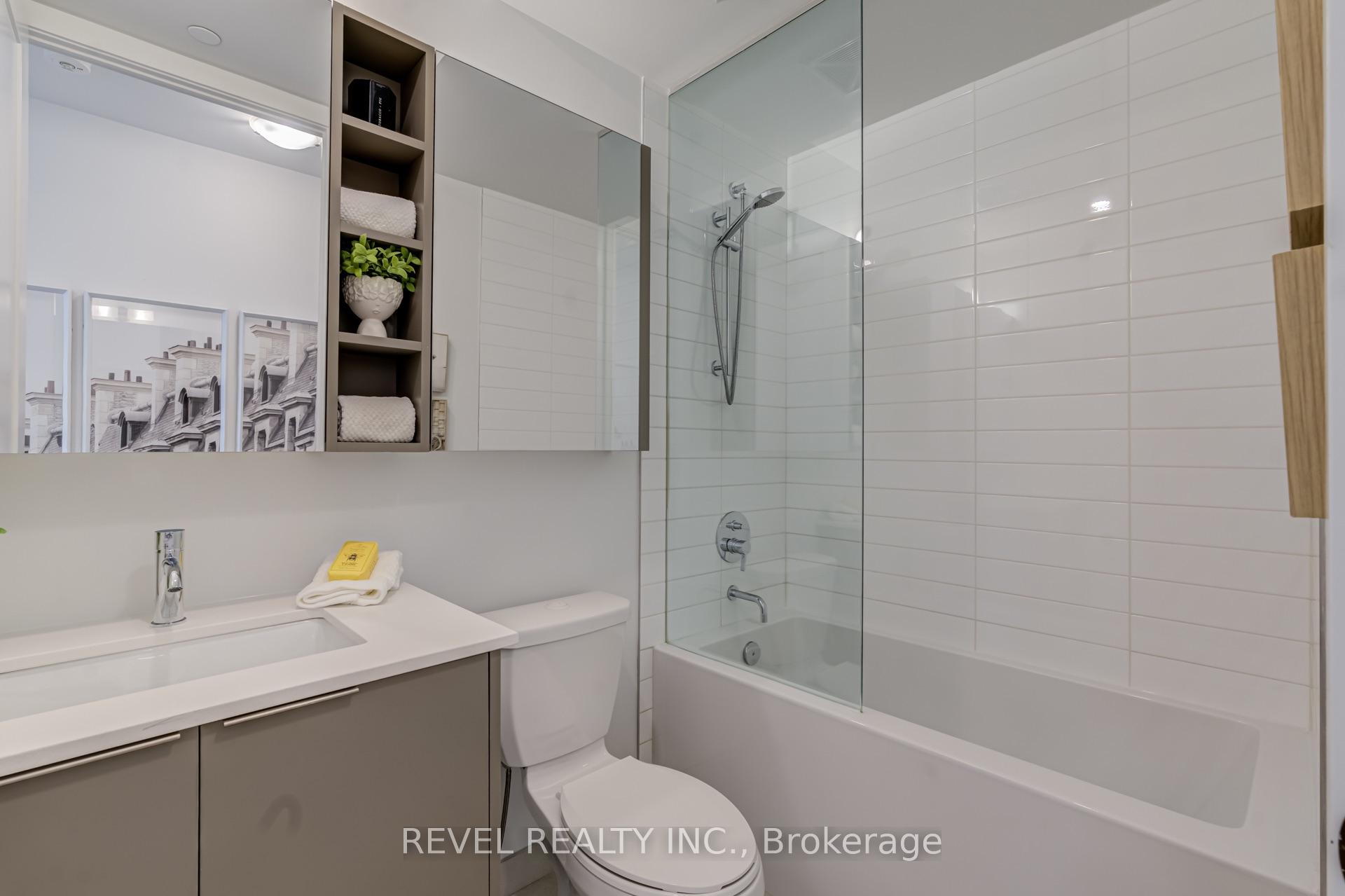 Photo 17 of Unit 1107, 11 Lillian Street, Toronto, Mount Pleasant West — HOMEH