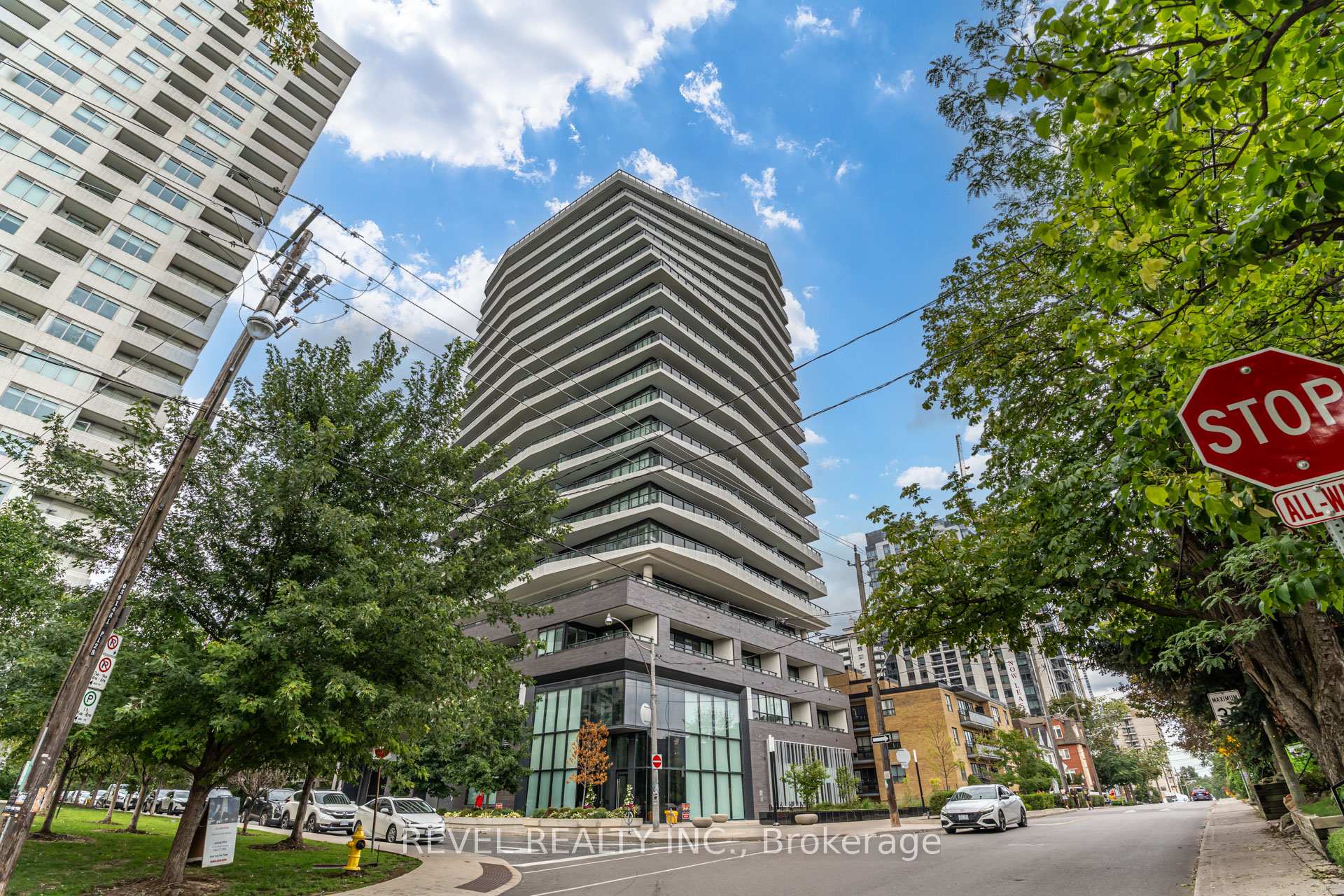 Photo 32 of Unit 1107, 11 Lillian Street, Toronto, Mount Pleasant West — HOMEH