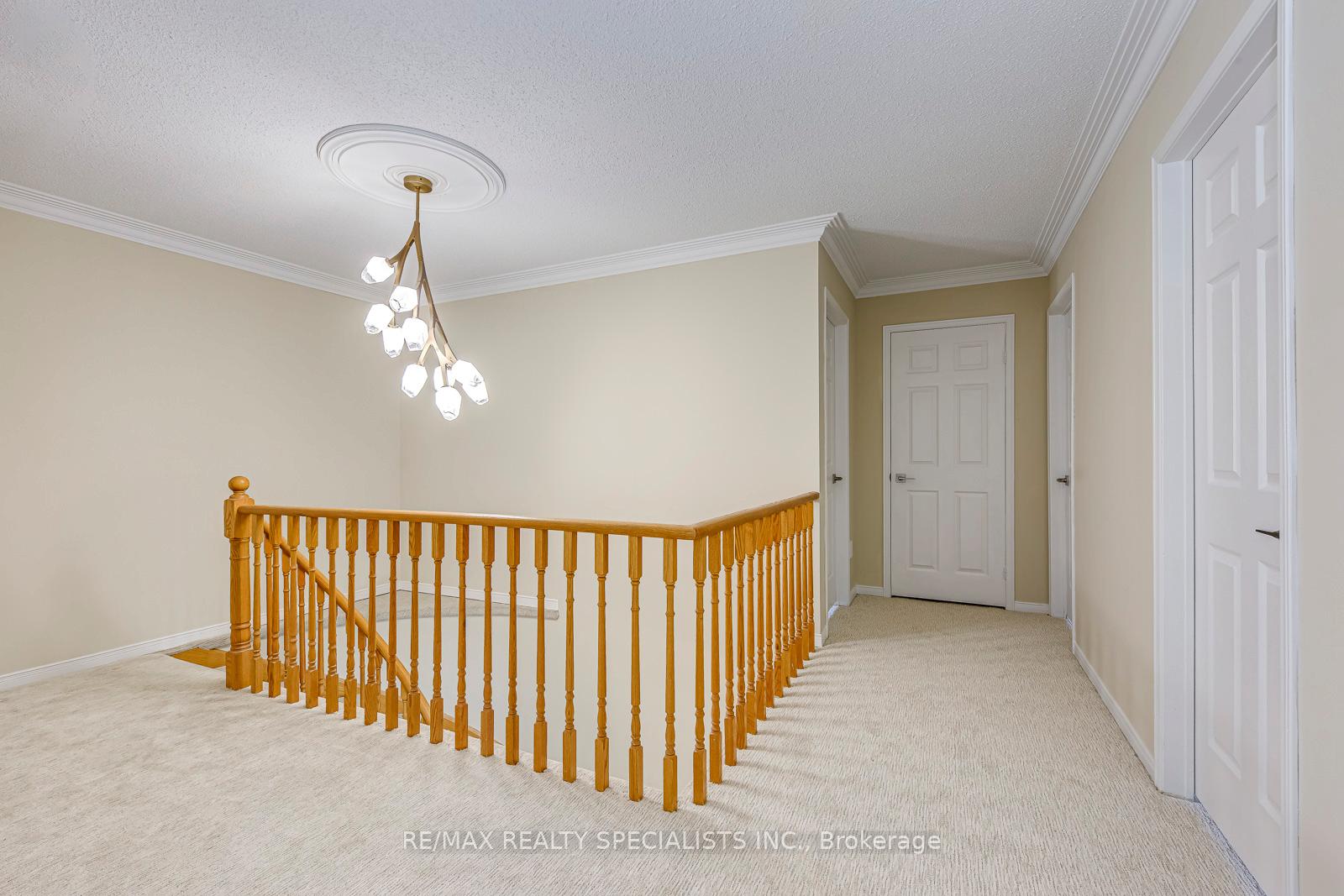 Photo 53 of 102 Sunforest Drive, Brampton, Heart Lake West — HOMEH