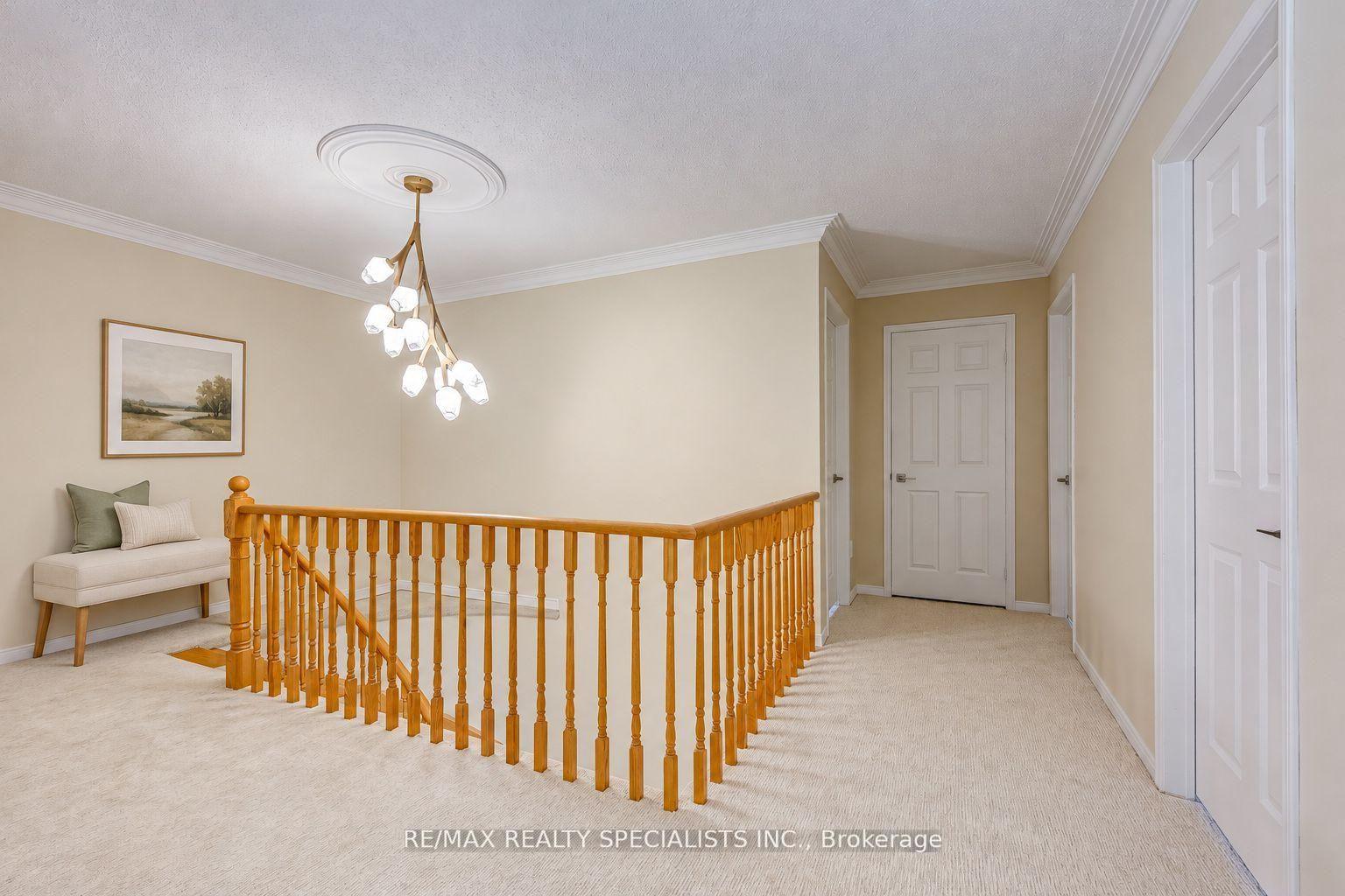 Photo 54 of 102 Sunforest Drive, Brampton, Heart Lake West — HOMEH