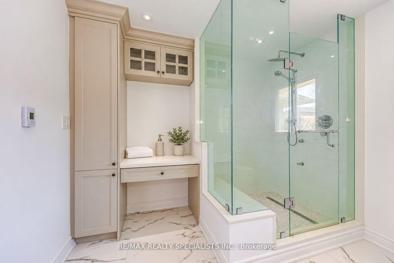 Photo 64 of 102 Sunforest Drive, Brampton, Heart Lake West — HOMEH