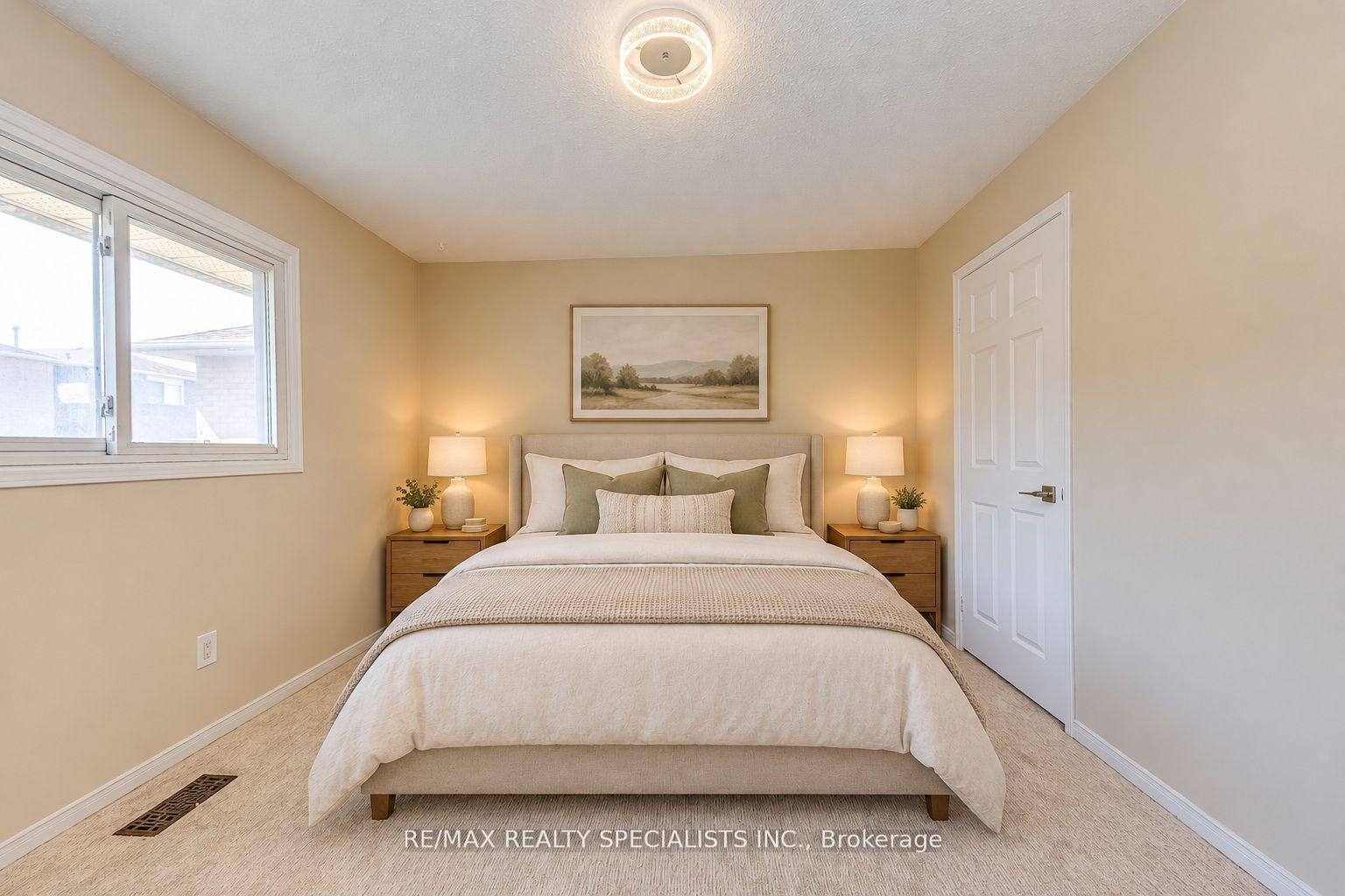 Photo 78 of 102 Sunforest Drive, Brampton, Heart Lake West — HOMEH