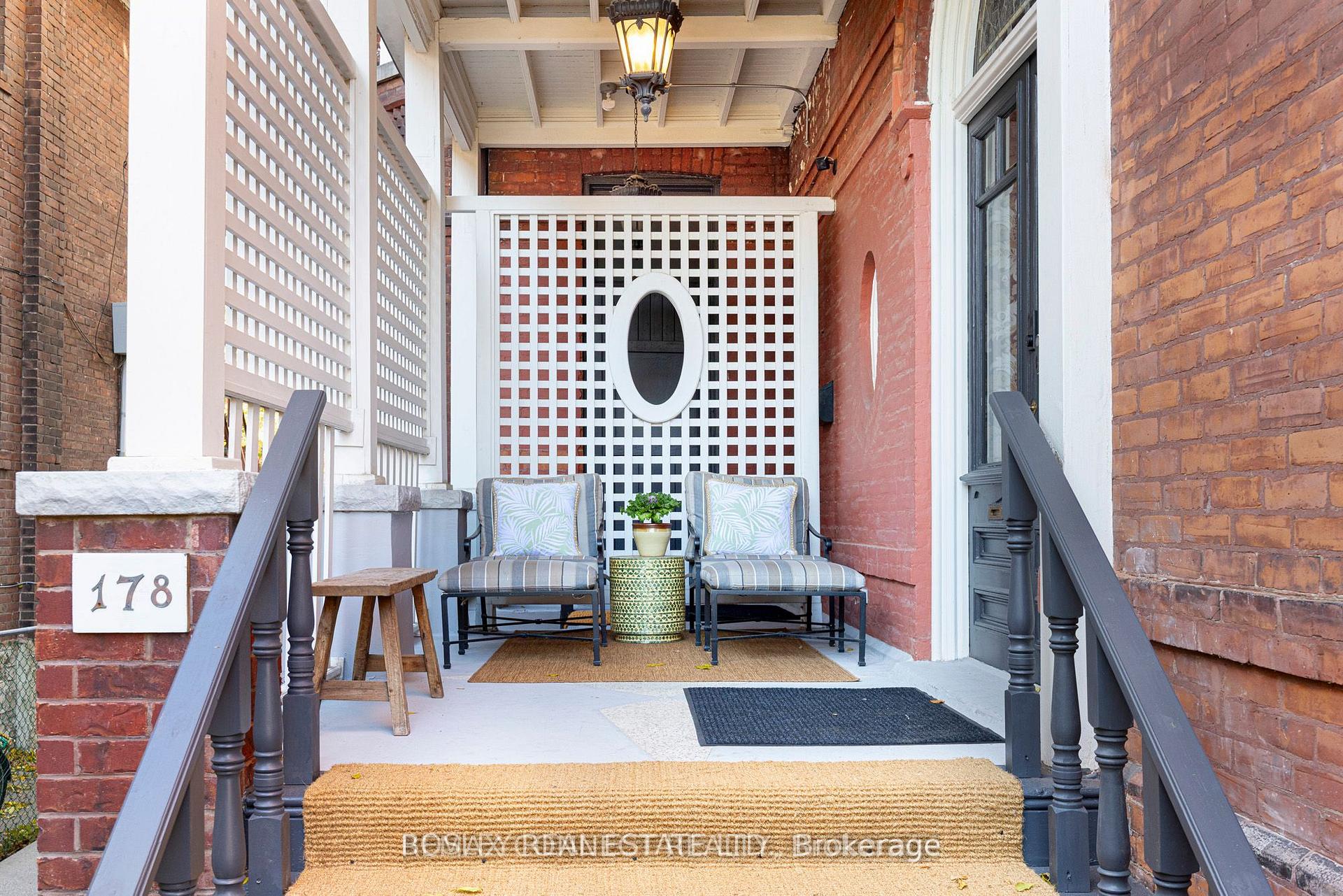 Photo 4 of Unit Main, 178 High Park Avenue, Toronto, High Park North — HOMEH