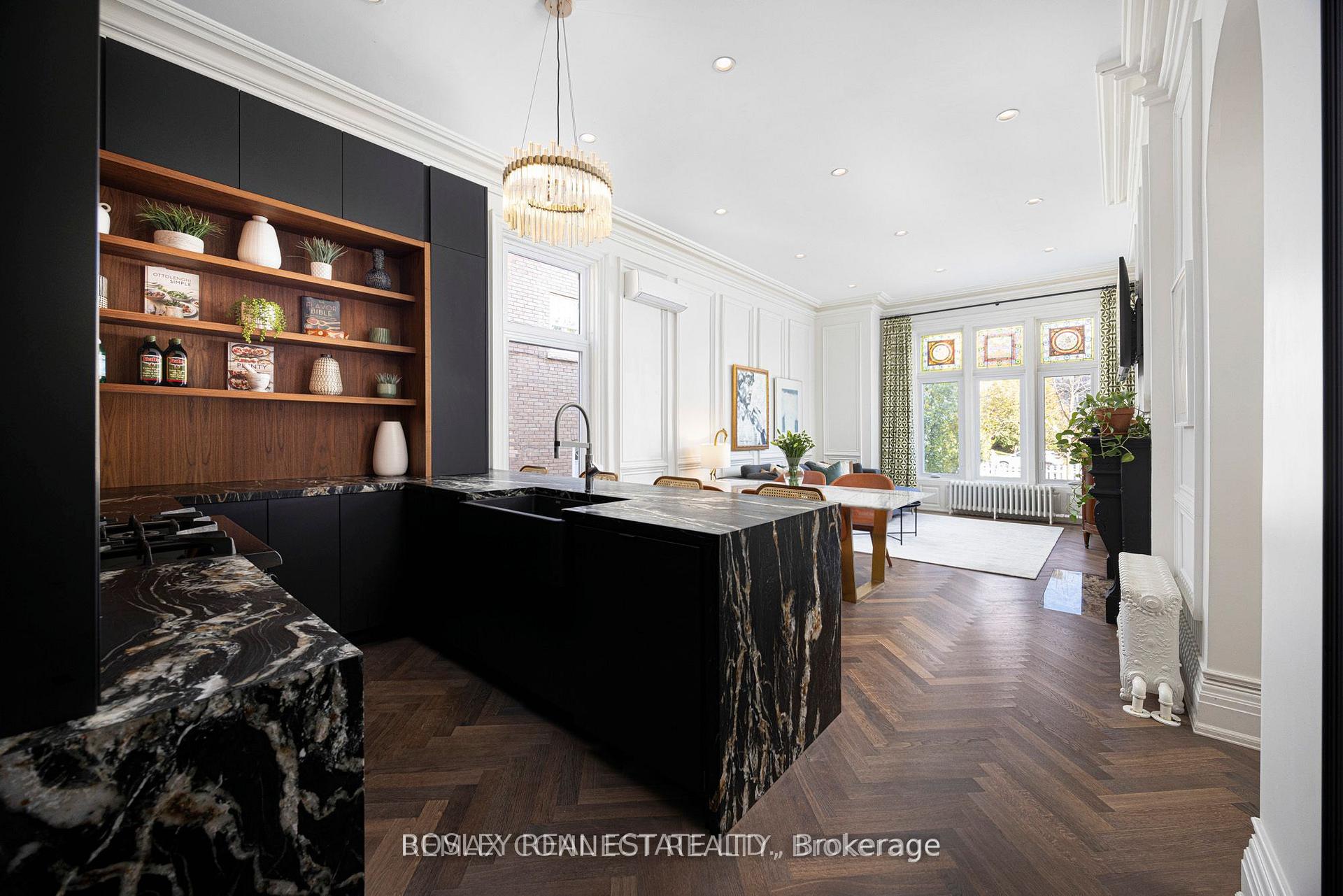 Photo 8 of Unit Main, 178 High Park Avenue, Toronto, High Park North — HOMEH
