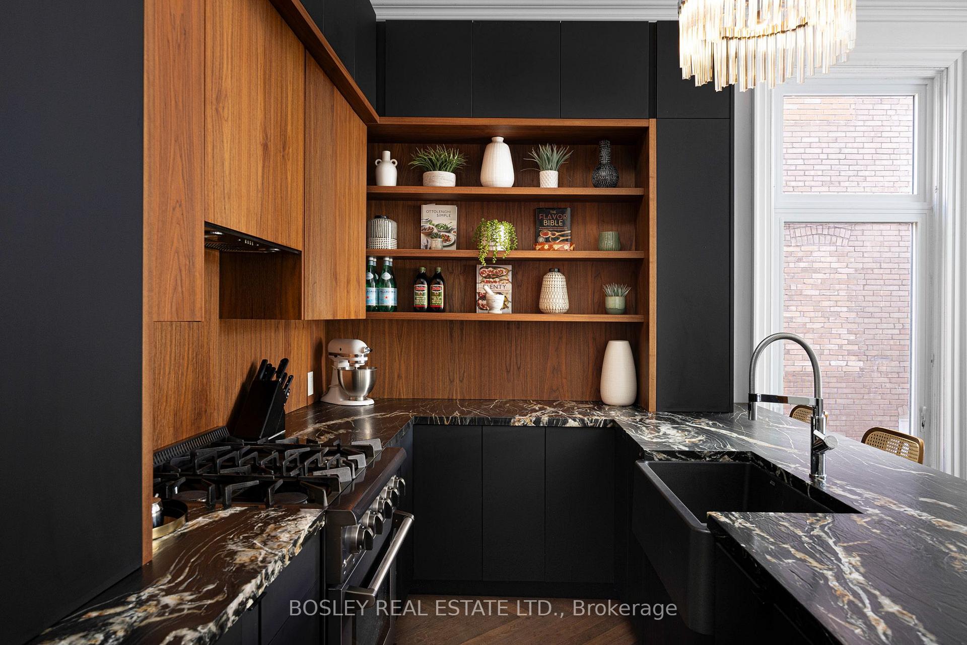 Photo 18 of Unit Main, 178 High Park Avenue, Toronto, High Park North — HOMEH