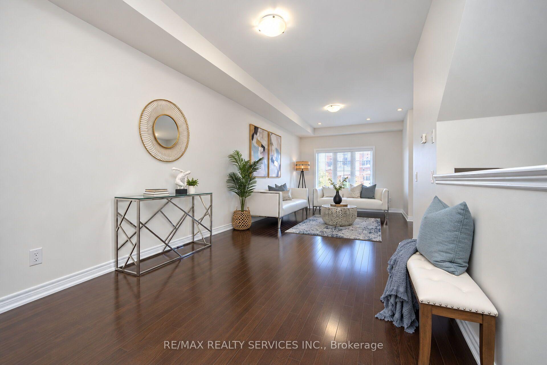 Photo 12 of Unit 111, 12 Cedarland Road, Brampton, Credit Valley — HOMEH