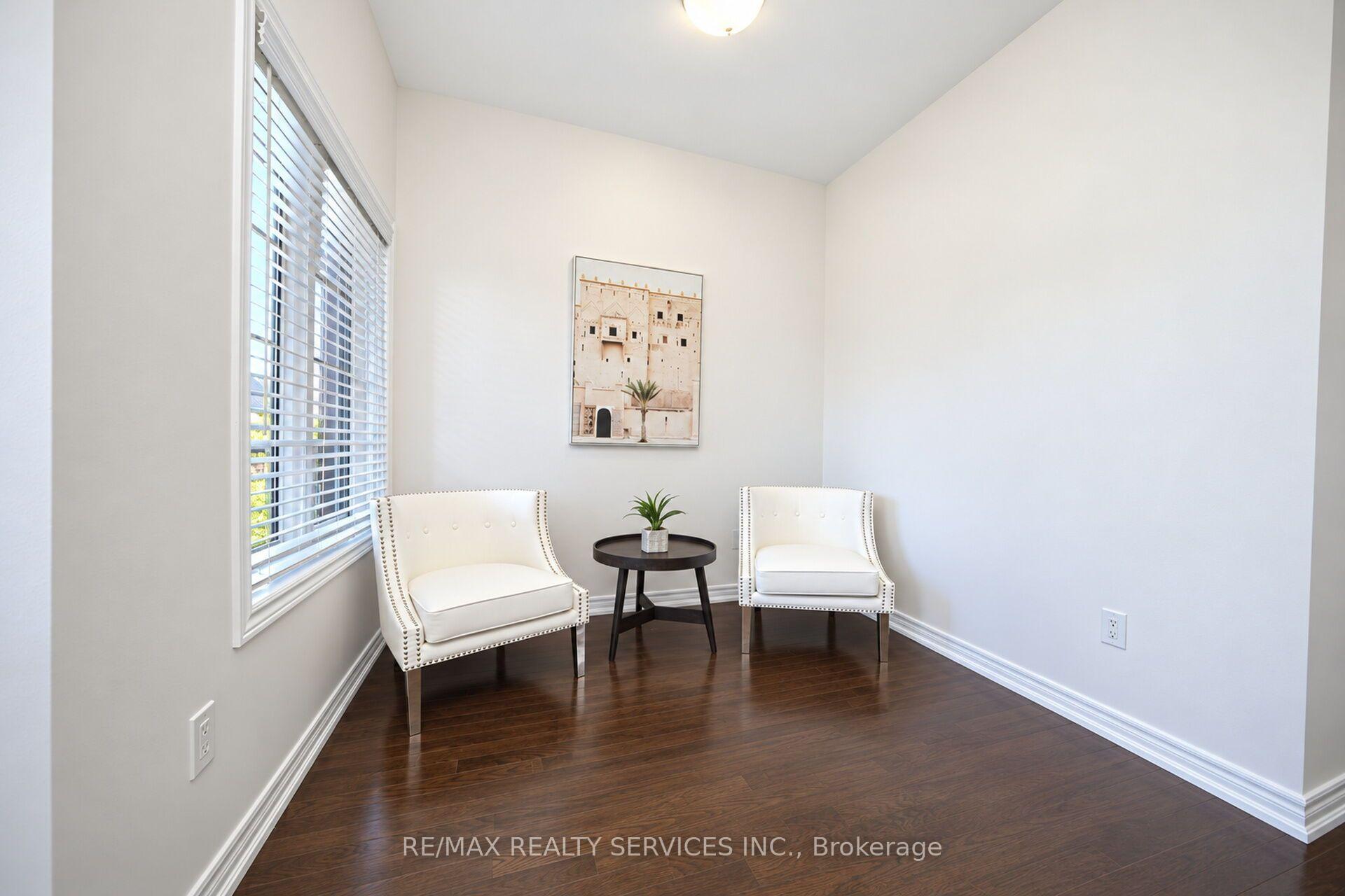 Photo 16 of Unit 111, 12 Cedarland Road, Brampton, Credit Valley — HOMEH