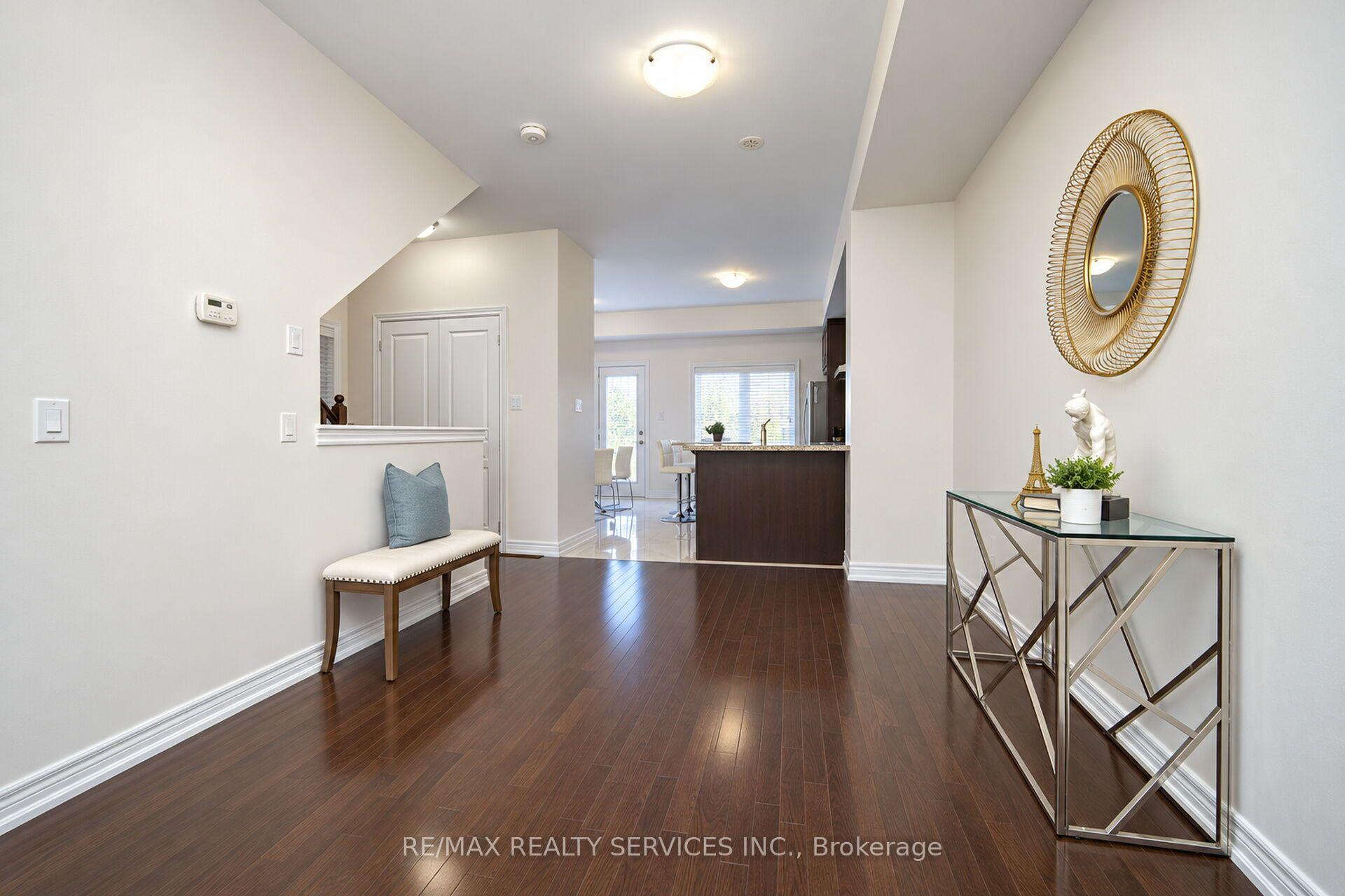 Photo 17 of Unit 111, 12 Cedarland Road, Brampton, Credit Valley — HOMEH