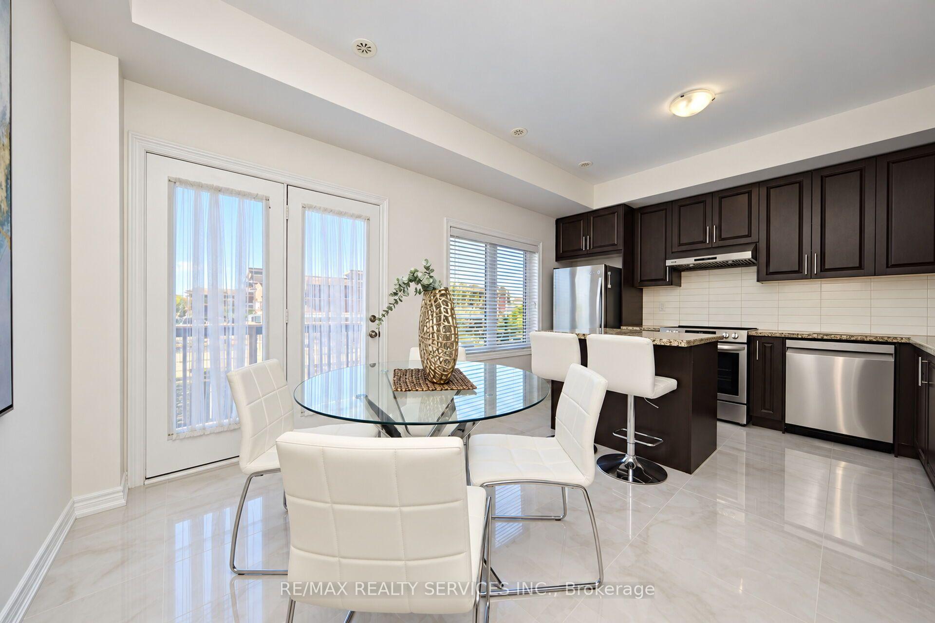 Photo 22 of Unit 111, 12 Cedarland Road, Brampton, Credit Valley — HOMEH