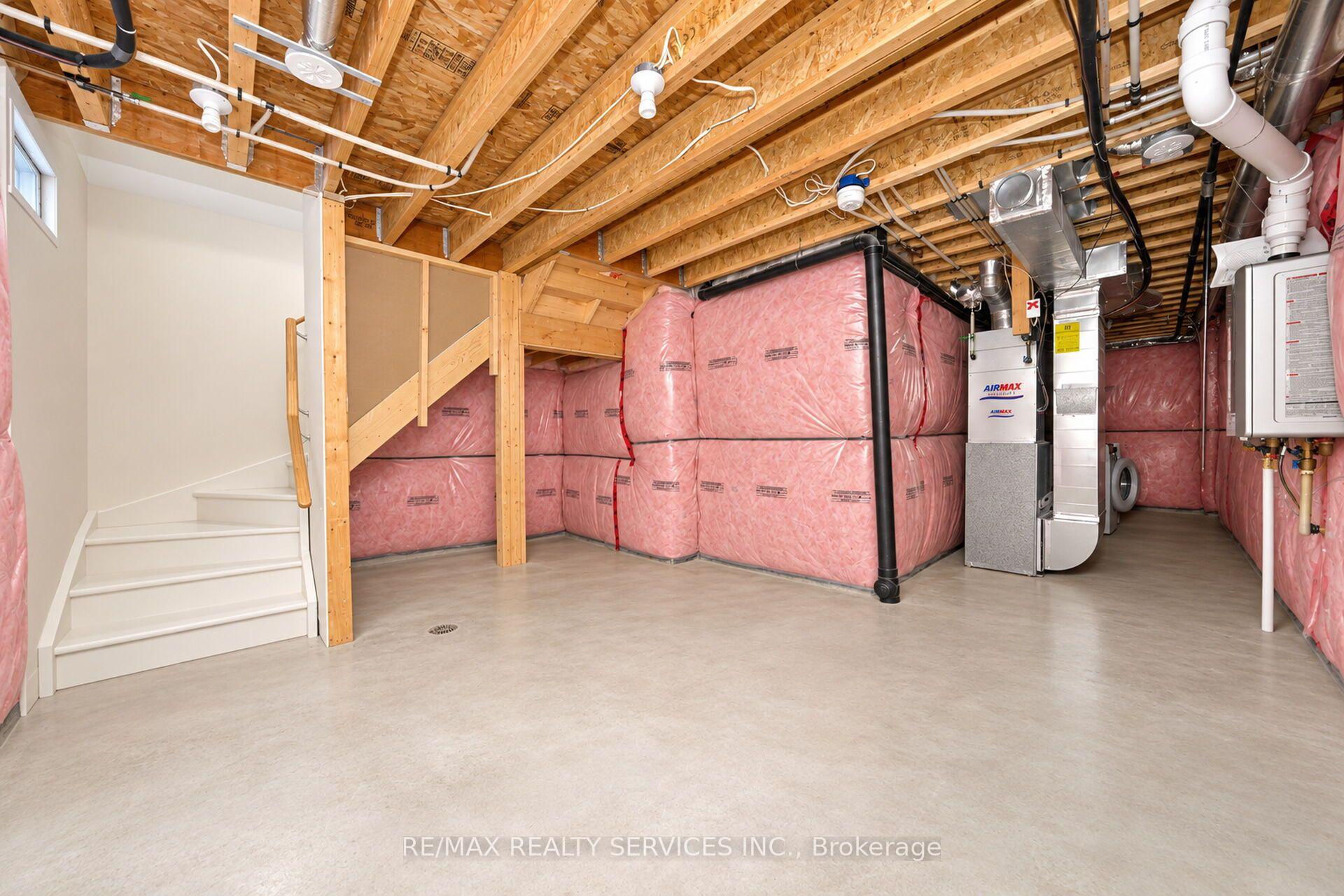 Photo 45 of Unit 111, 12 Cedarland Road, Brampton, Credit Valley — HOMEH