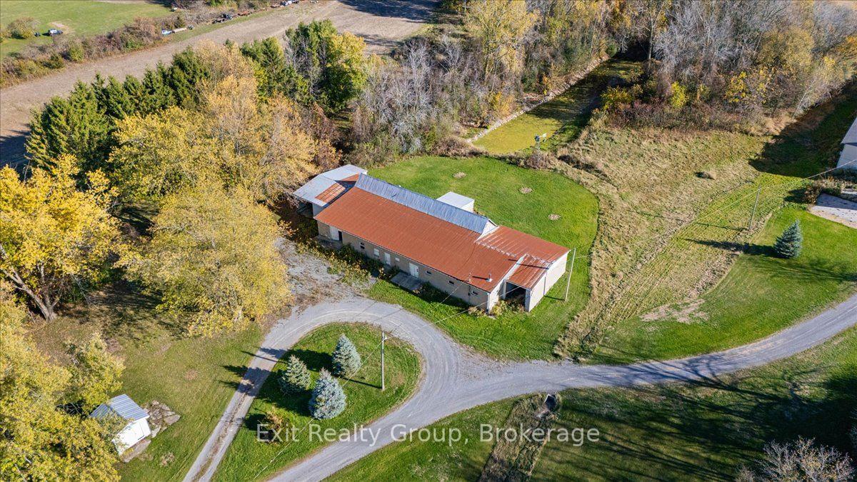 Photo 8 of 2421 County Road 3, Prince Edward County, Ameliasburg Ward — HOMEH
